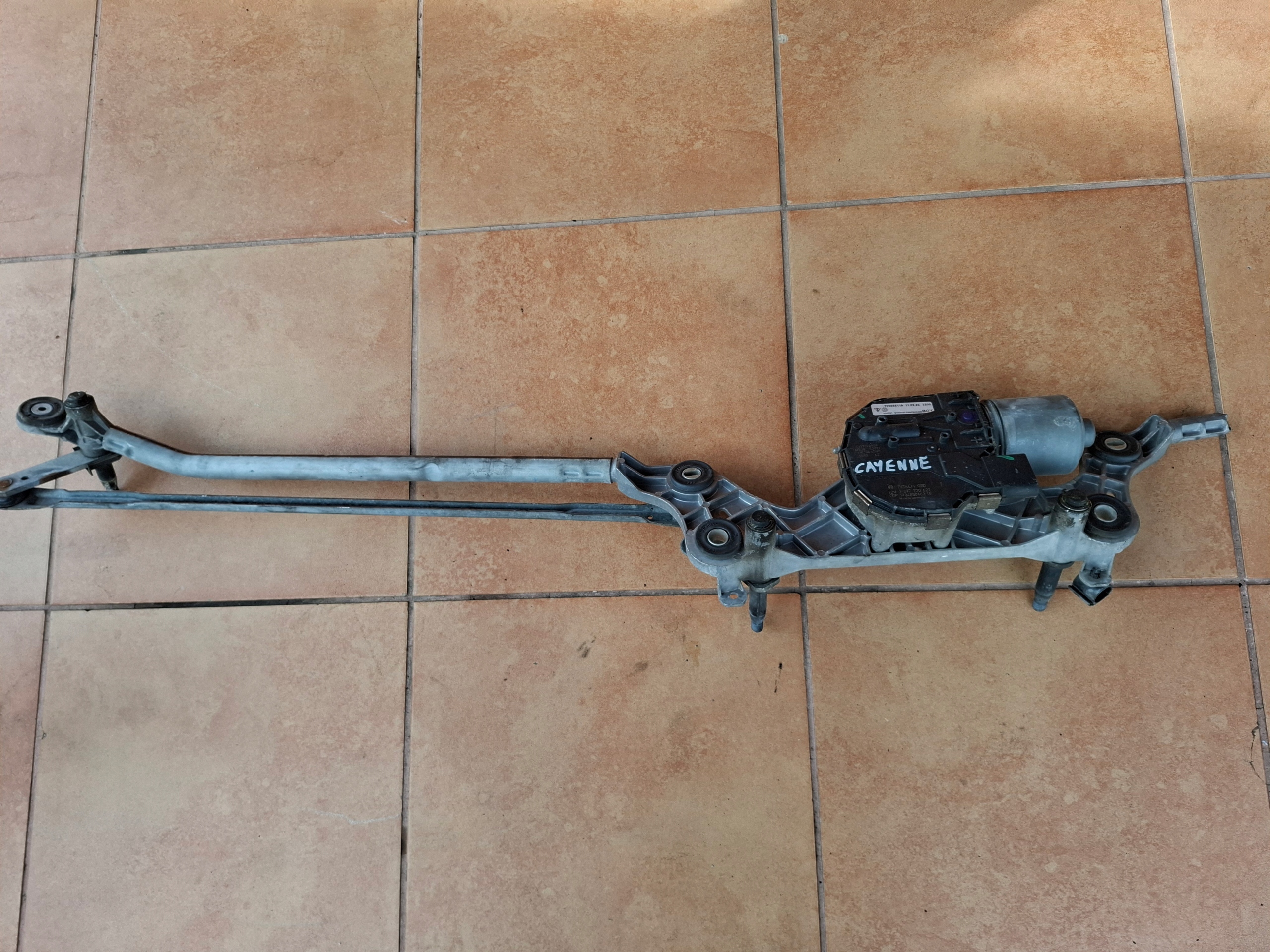 mehanizam brisača prednji dio PORSCHE CAYENNE II 7P0955023
