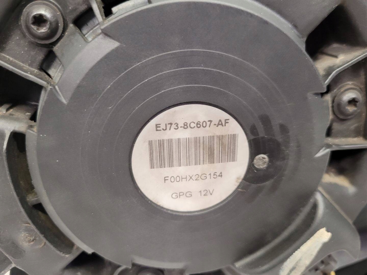 ventilátor chladiče Ford Kuga 2 2016 EJ73-8C607-AF