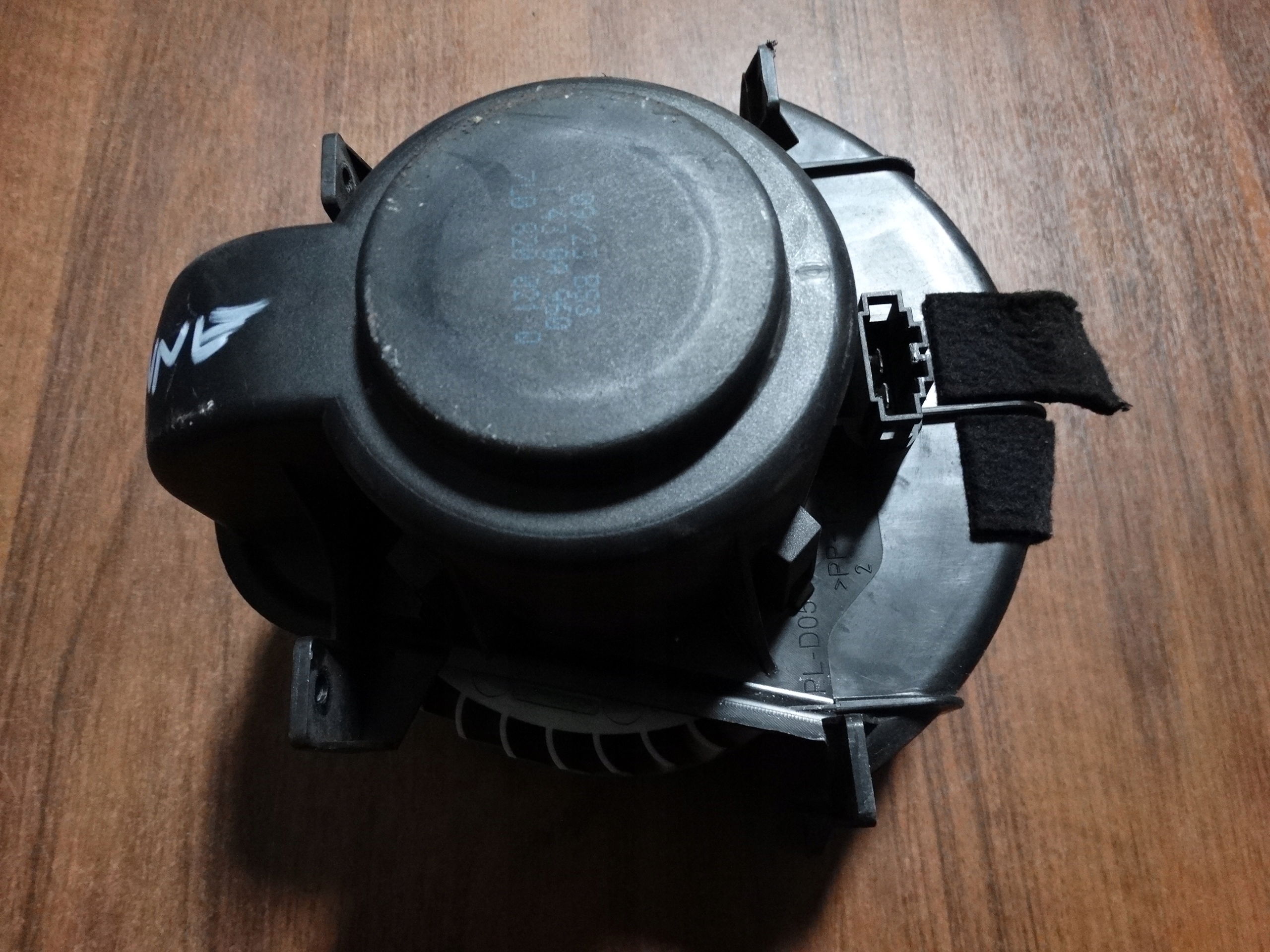 IDEAL ventilátor topení VW TOUAREG CAYENNE 1