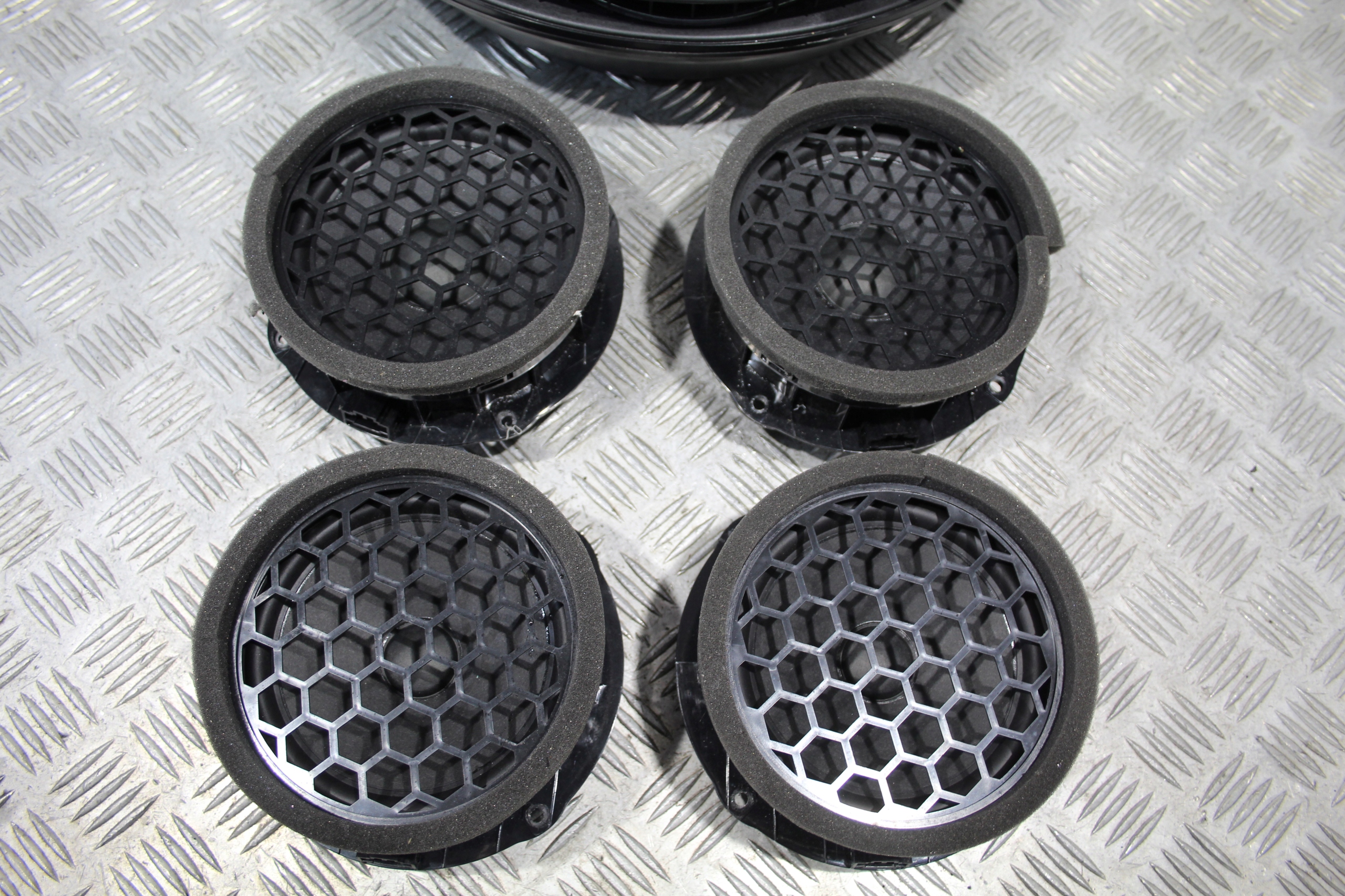 speaker speakers SUBWOOFER SKODA KODIAQ