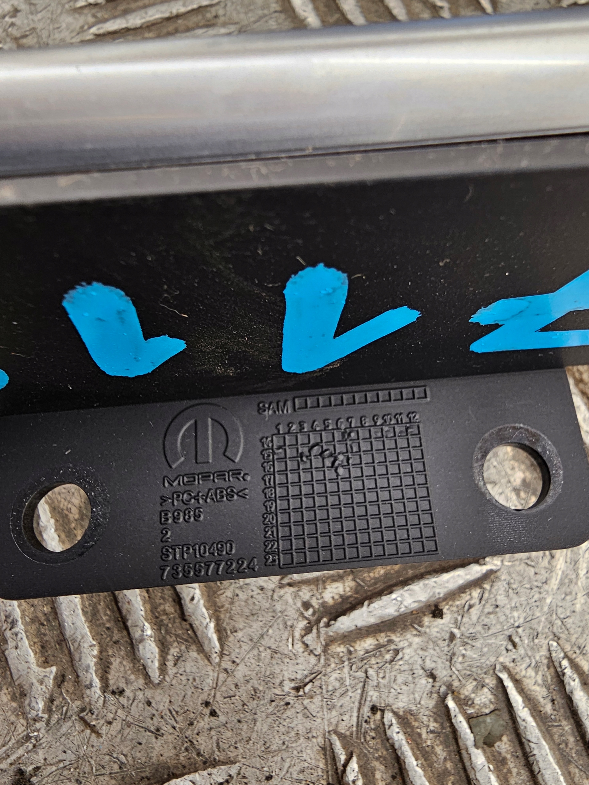 Châssis Fixation RADIA FIAT 500X 735577224 (X)