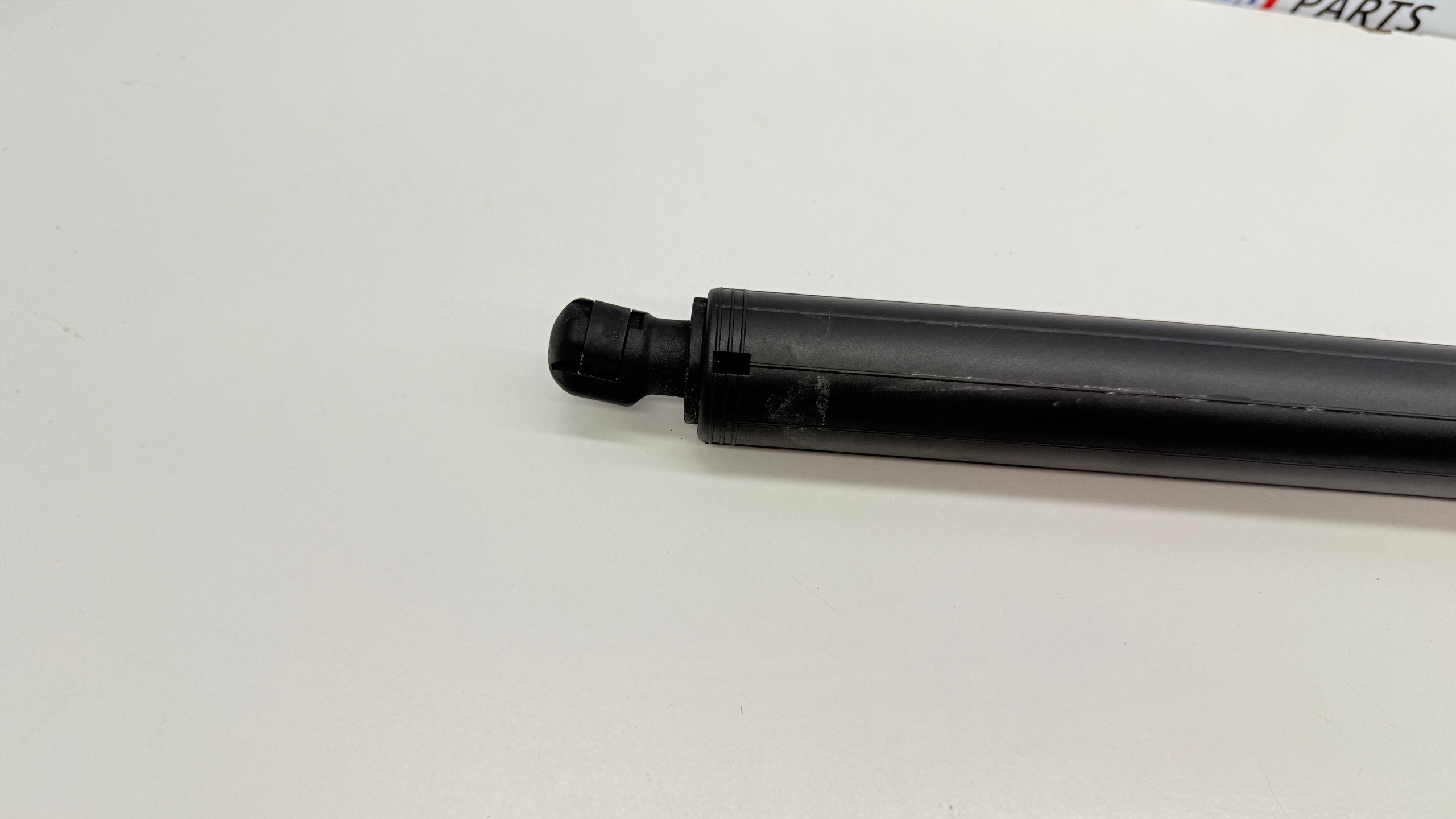 BMW F48 X1 damper bonnet boot rear part 9482962