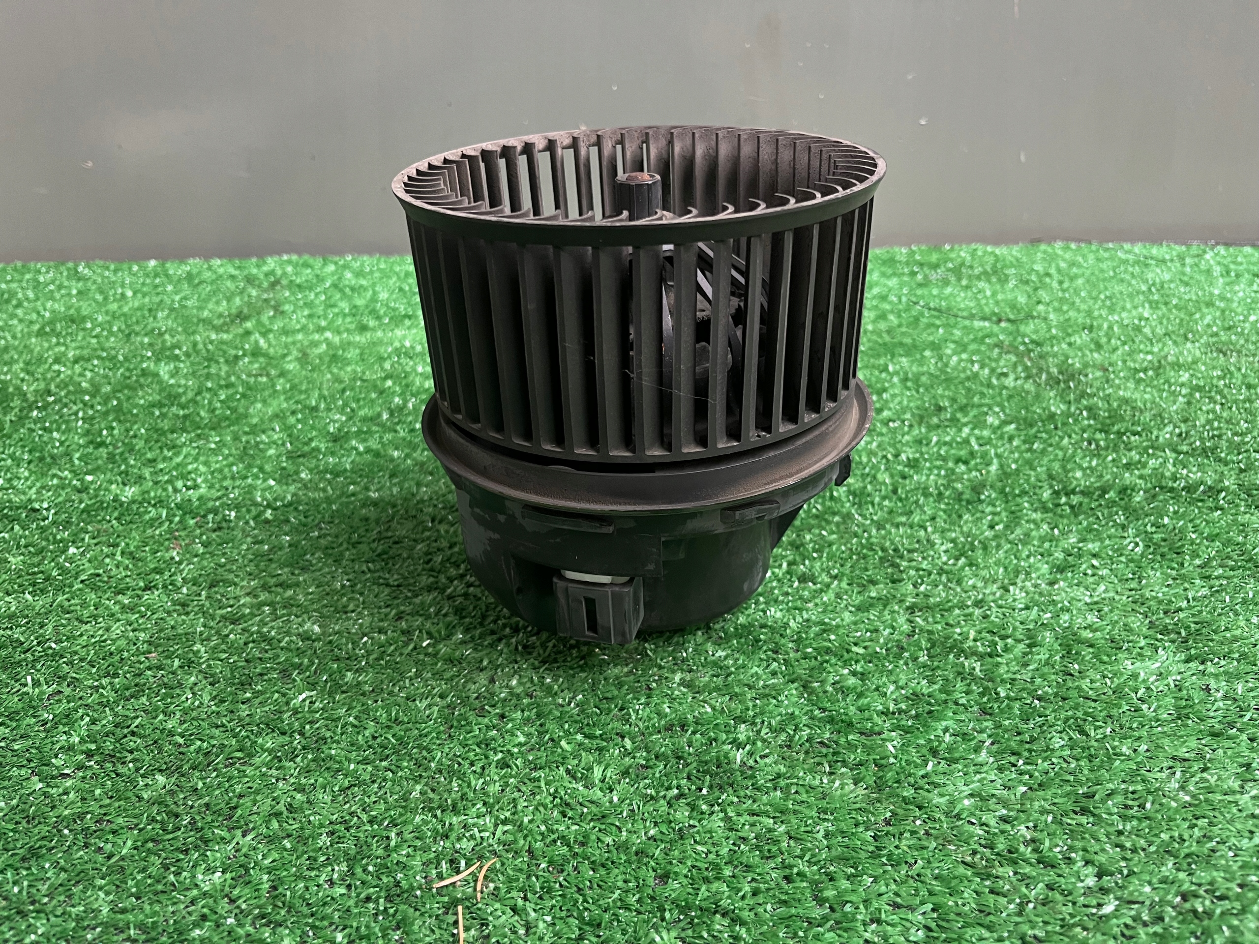 VENTOLA BOCCHETTE FORD S-MAX 3M5H-18456-AD