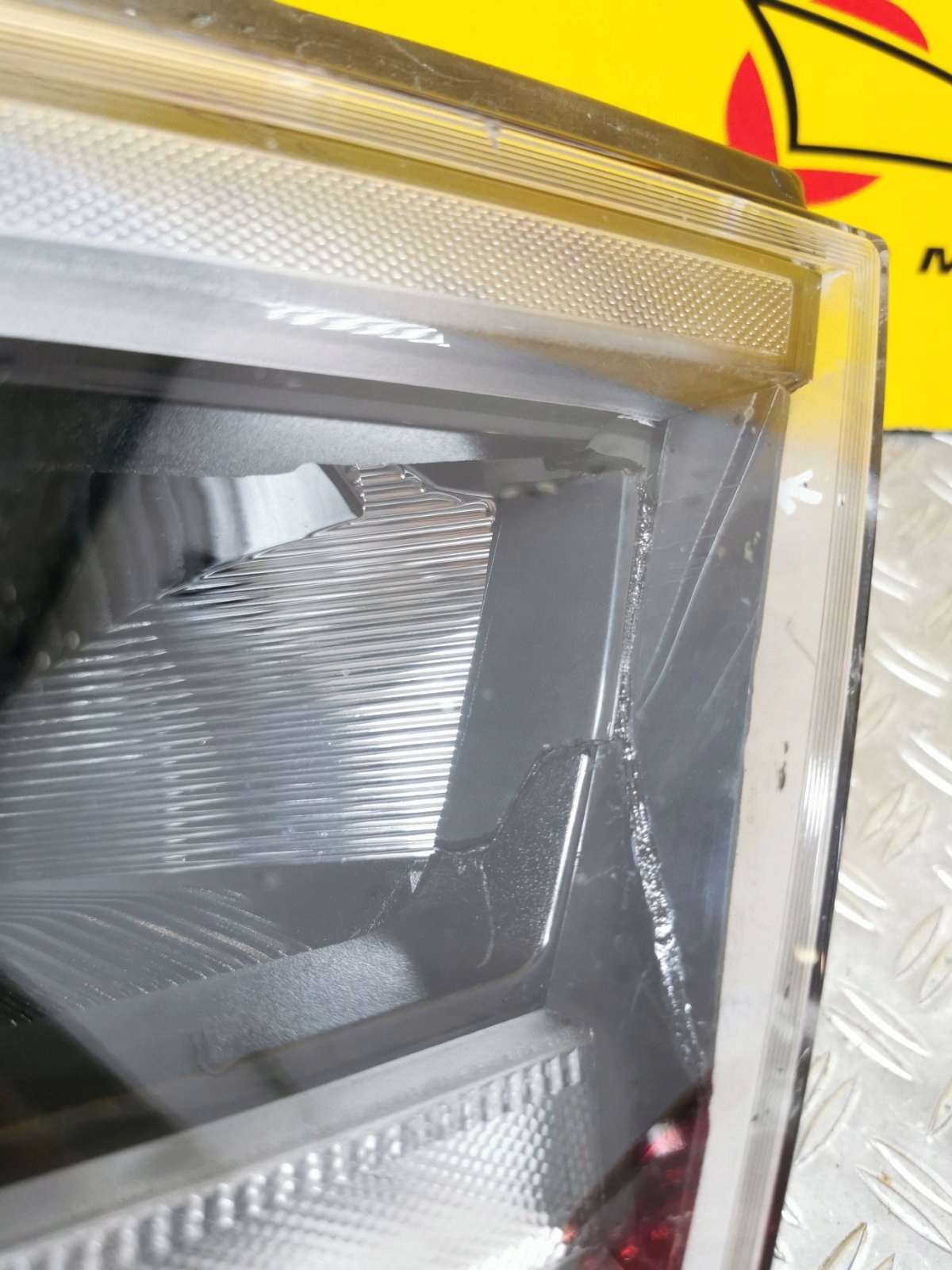 DODGE RAM 1500 2019- REFLEKTOR LAMPA LED R USA Wersja Amerykańska