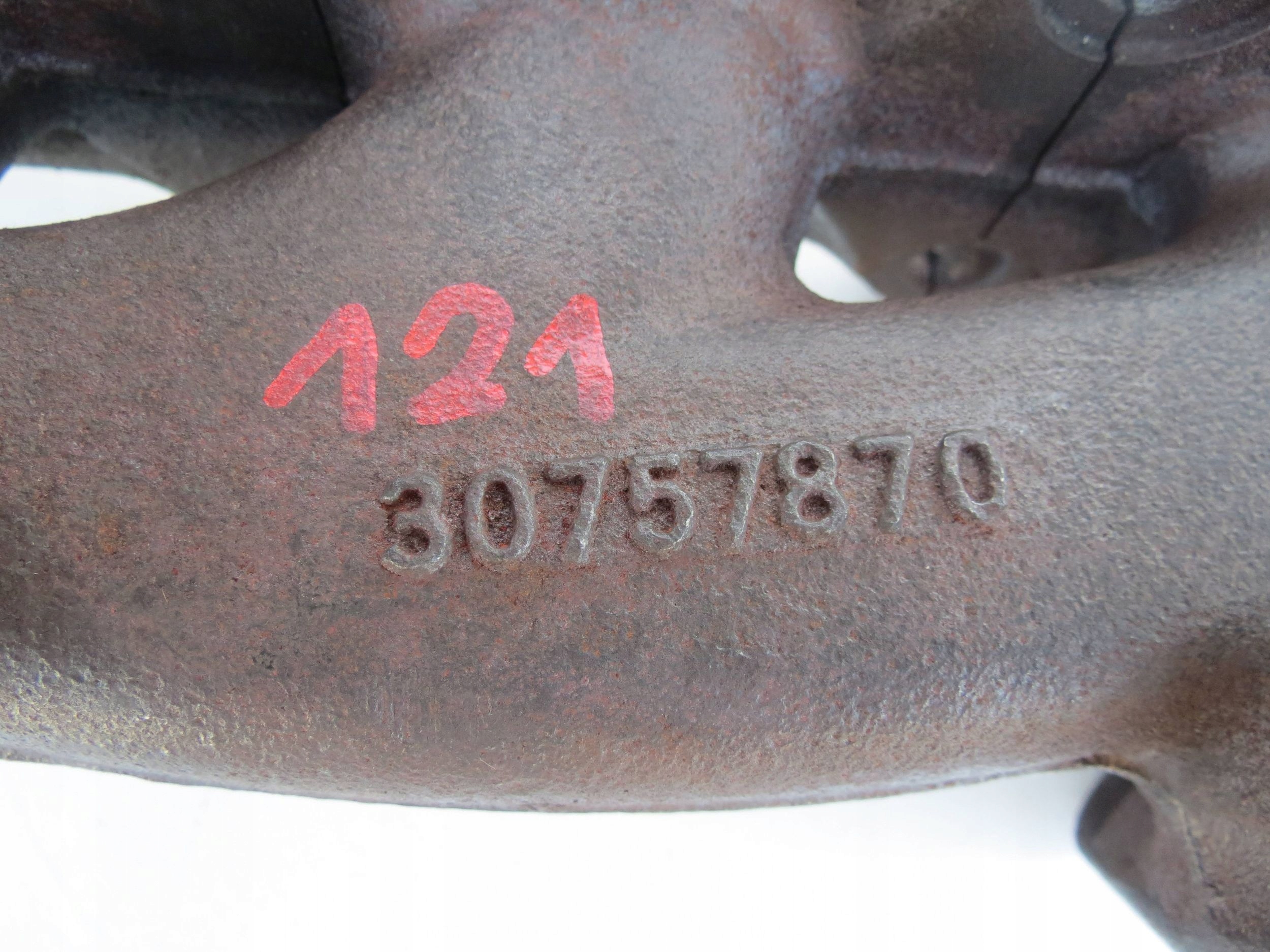 exhaust manifold pipe VOLVO V60 and S60 II 30757870