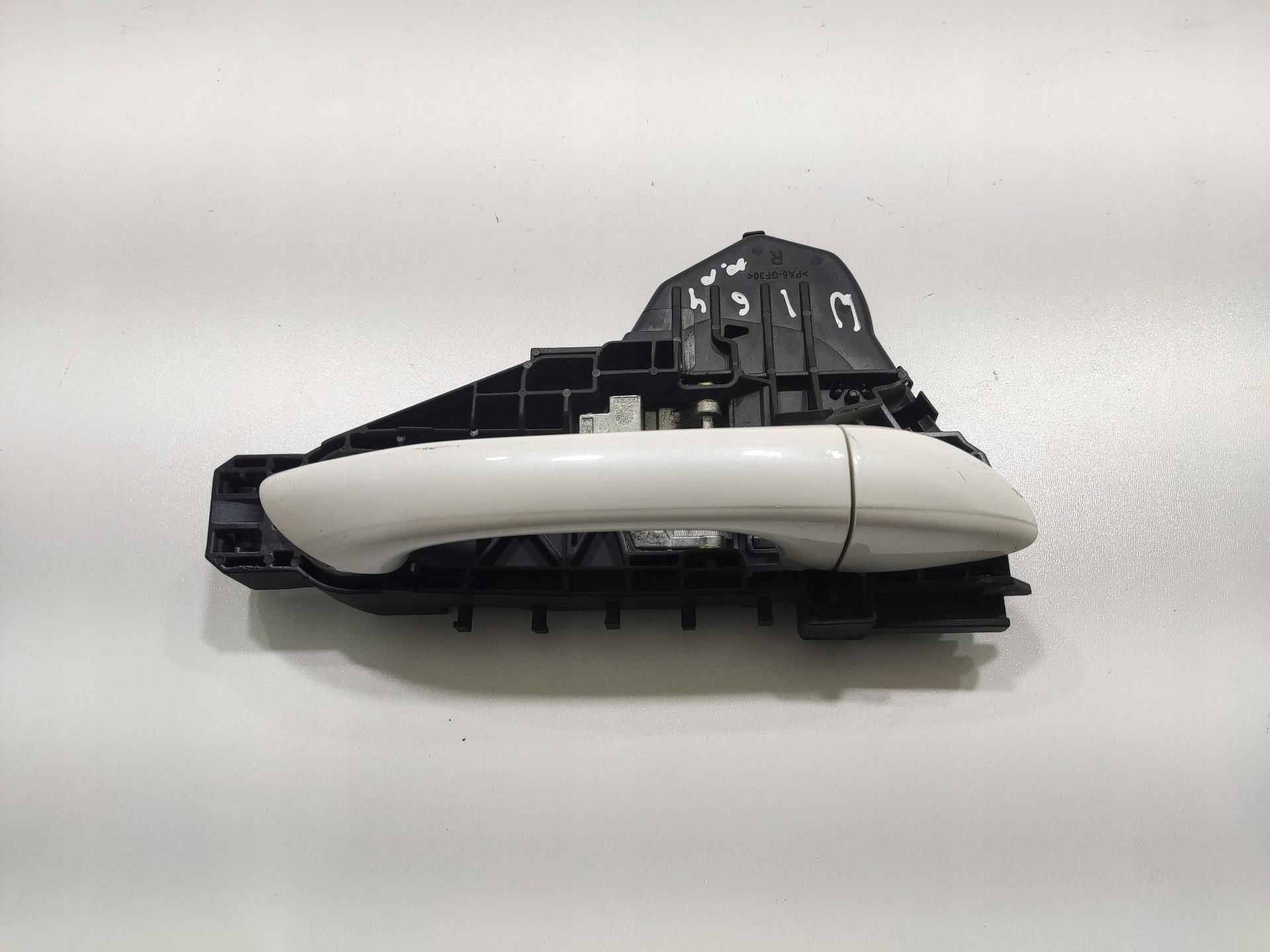 handle door right right front MERCEDES ML W164 LIFT 2009-2011 A1643000104