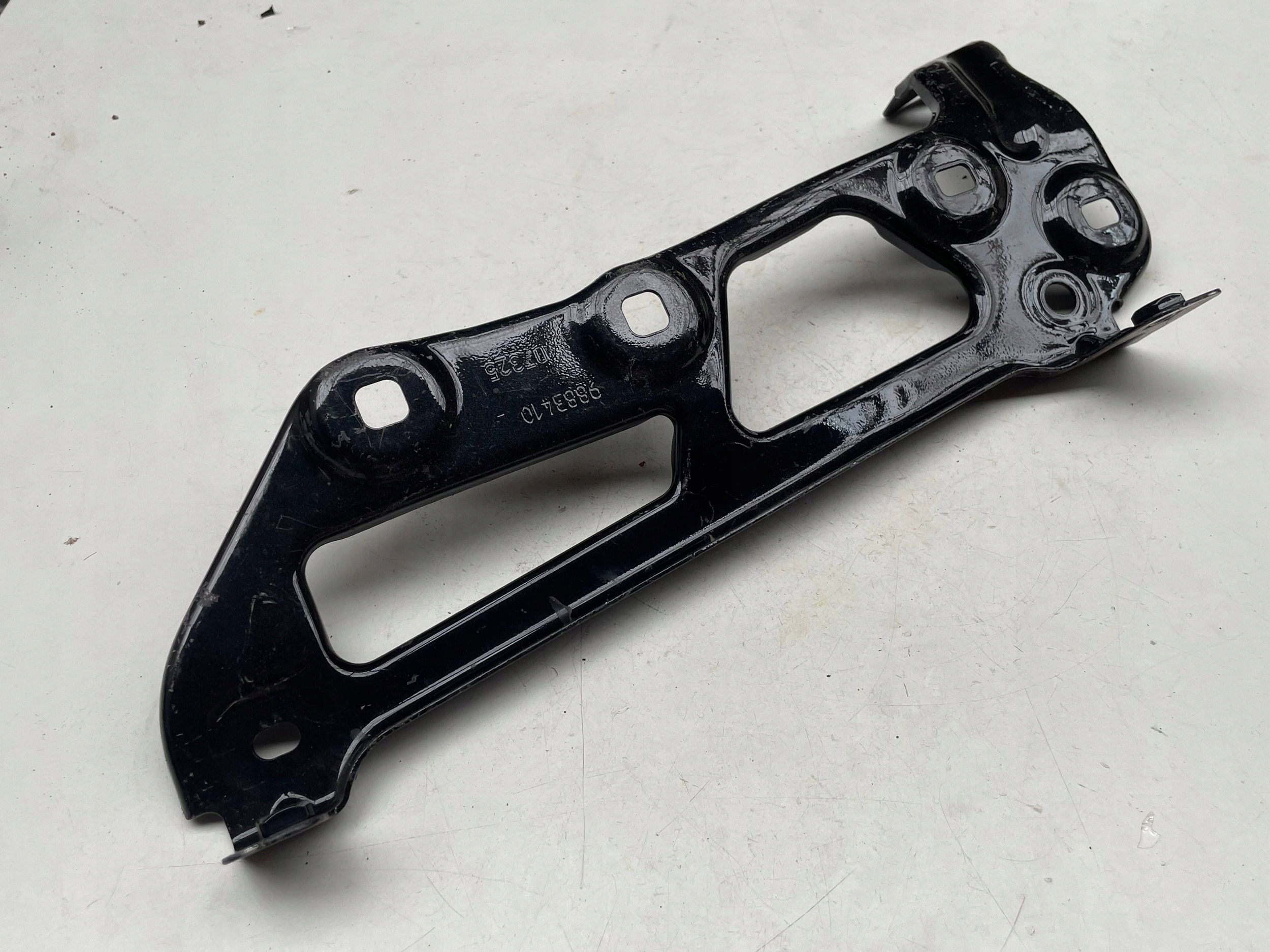 BMW X1 U11 Support plaque Console Aile Droite Avant 9883410 !J