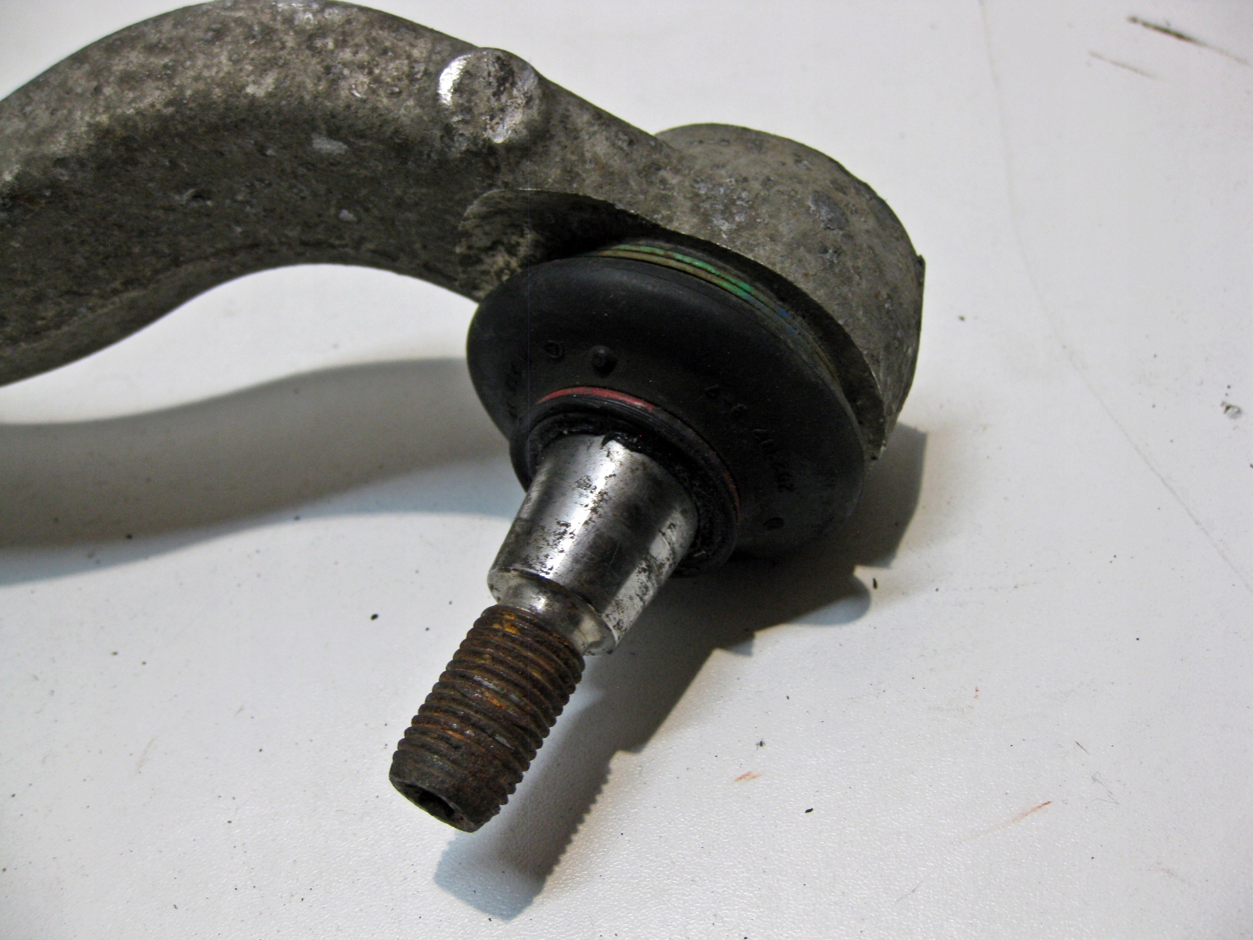 MERCEDES W212 2.2 CDI arm left front