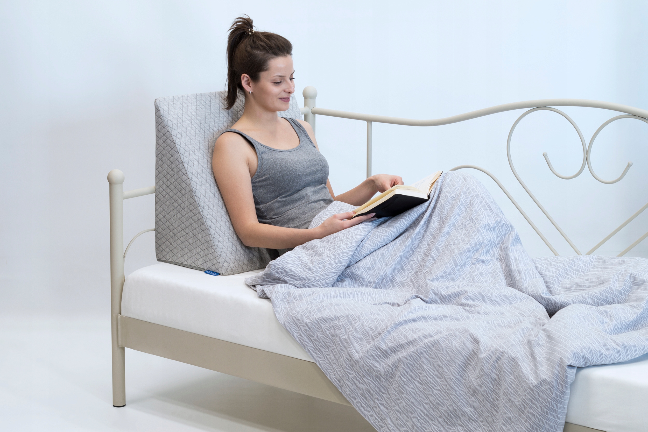 PODUSZKA KLIN ANTYREFLUKSOWY RELAKSACYJNY Model Klin