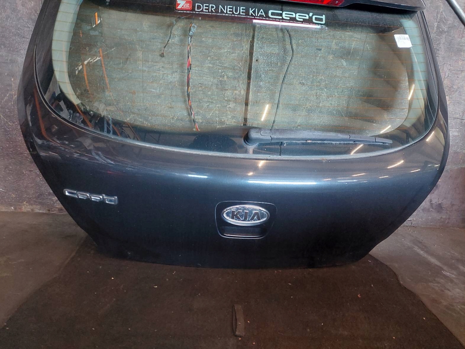 complete rear part trunk door bumper light rear part KIA PROCEED and 1K