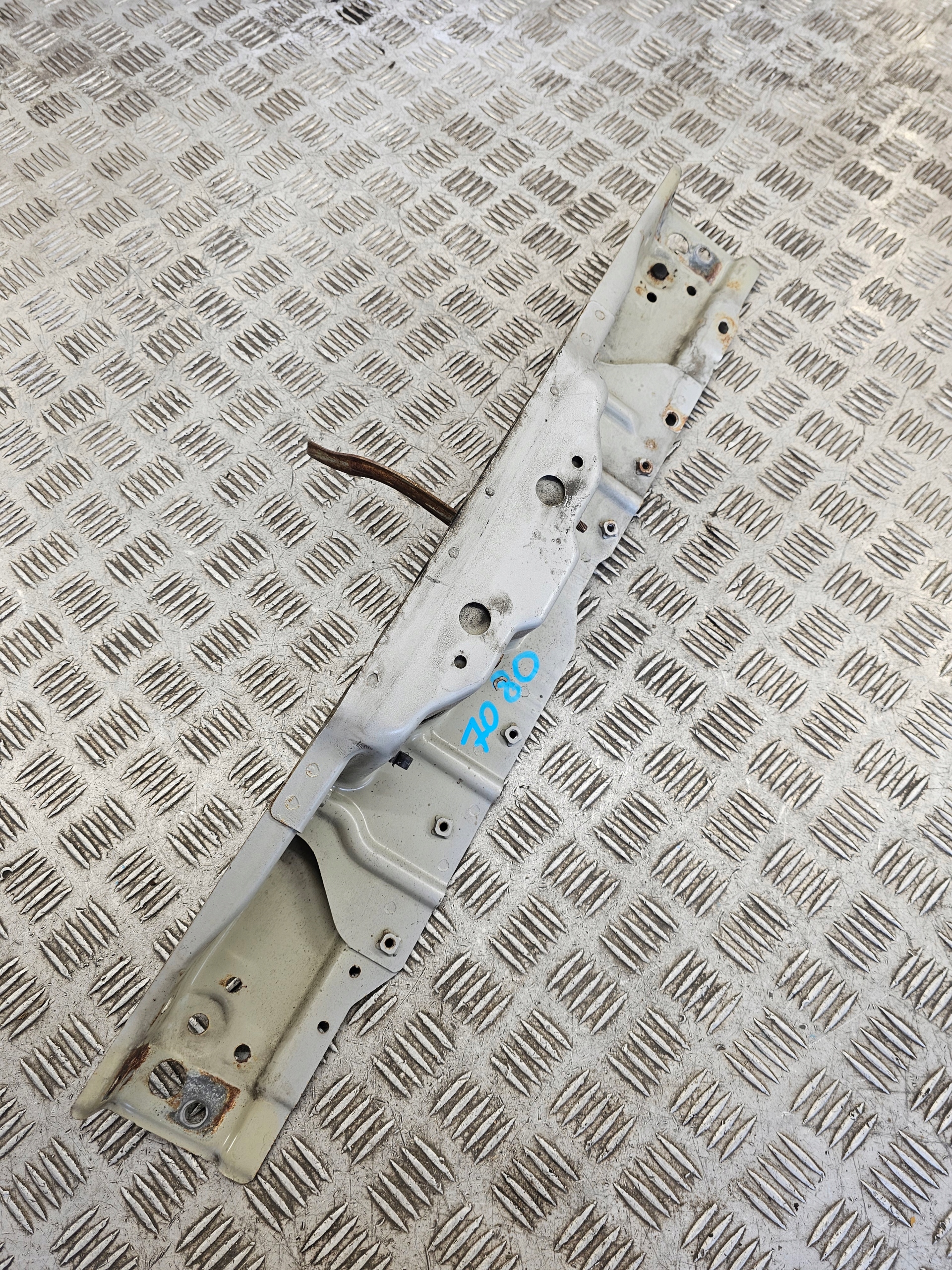 SUZUKI GRAND VITARA 2 II pillar front front lock