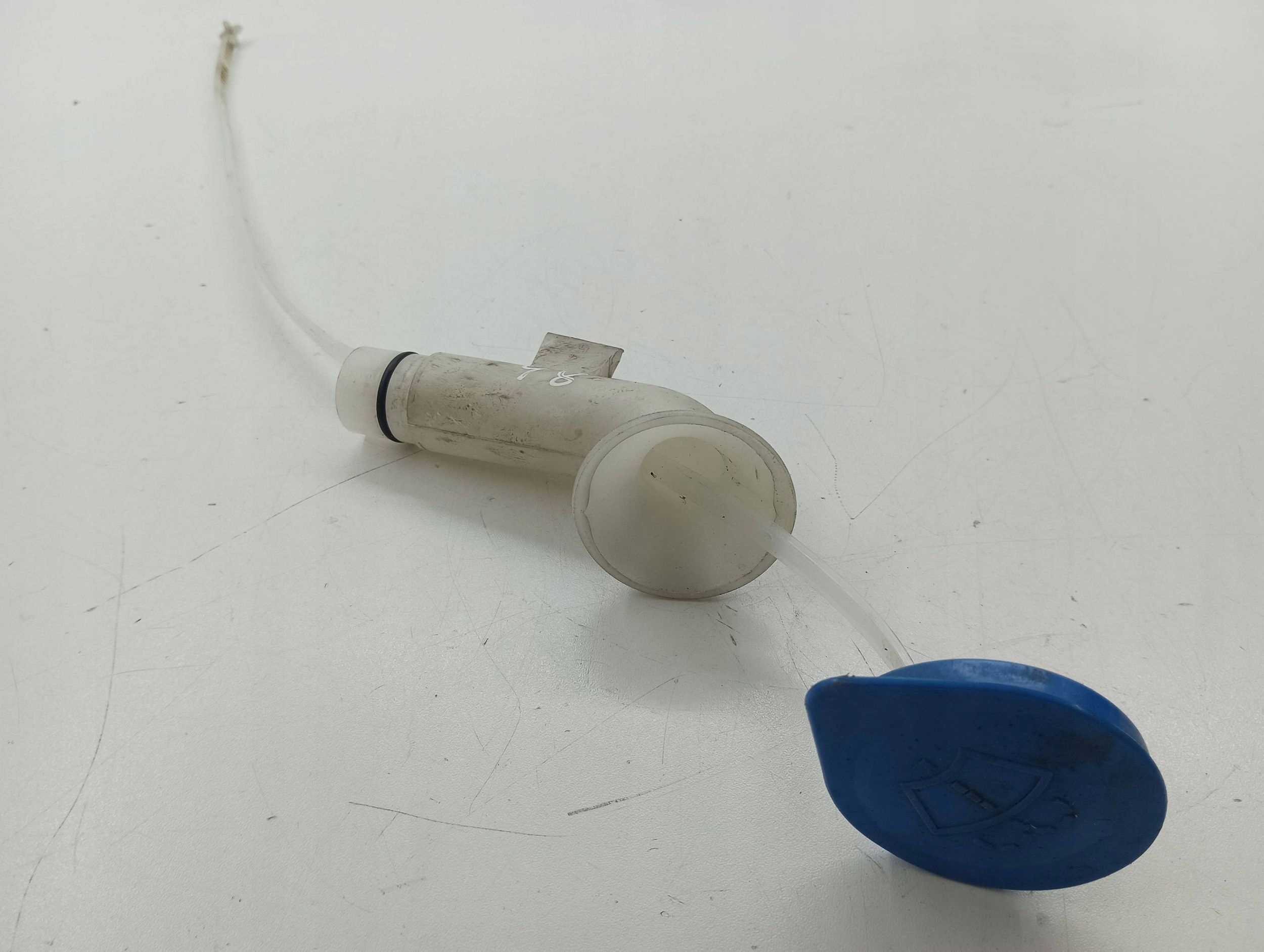 Honda CR-V 2008 Rurka wlewu spryskiwacza