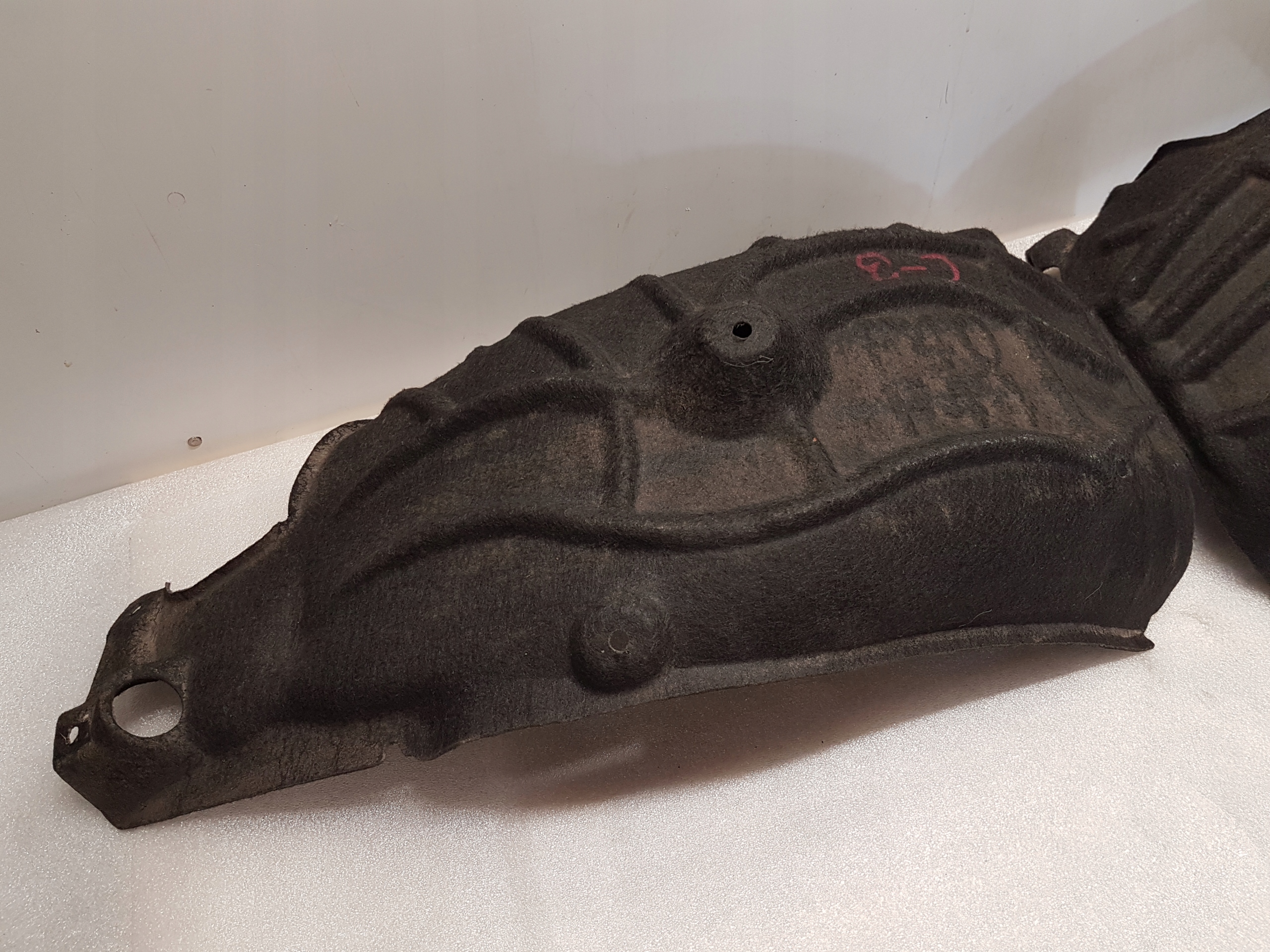 mudguard left rear part BMW F40 7440179