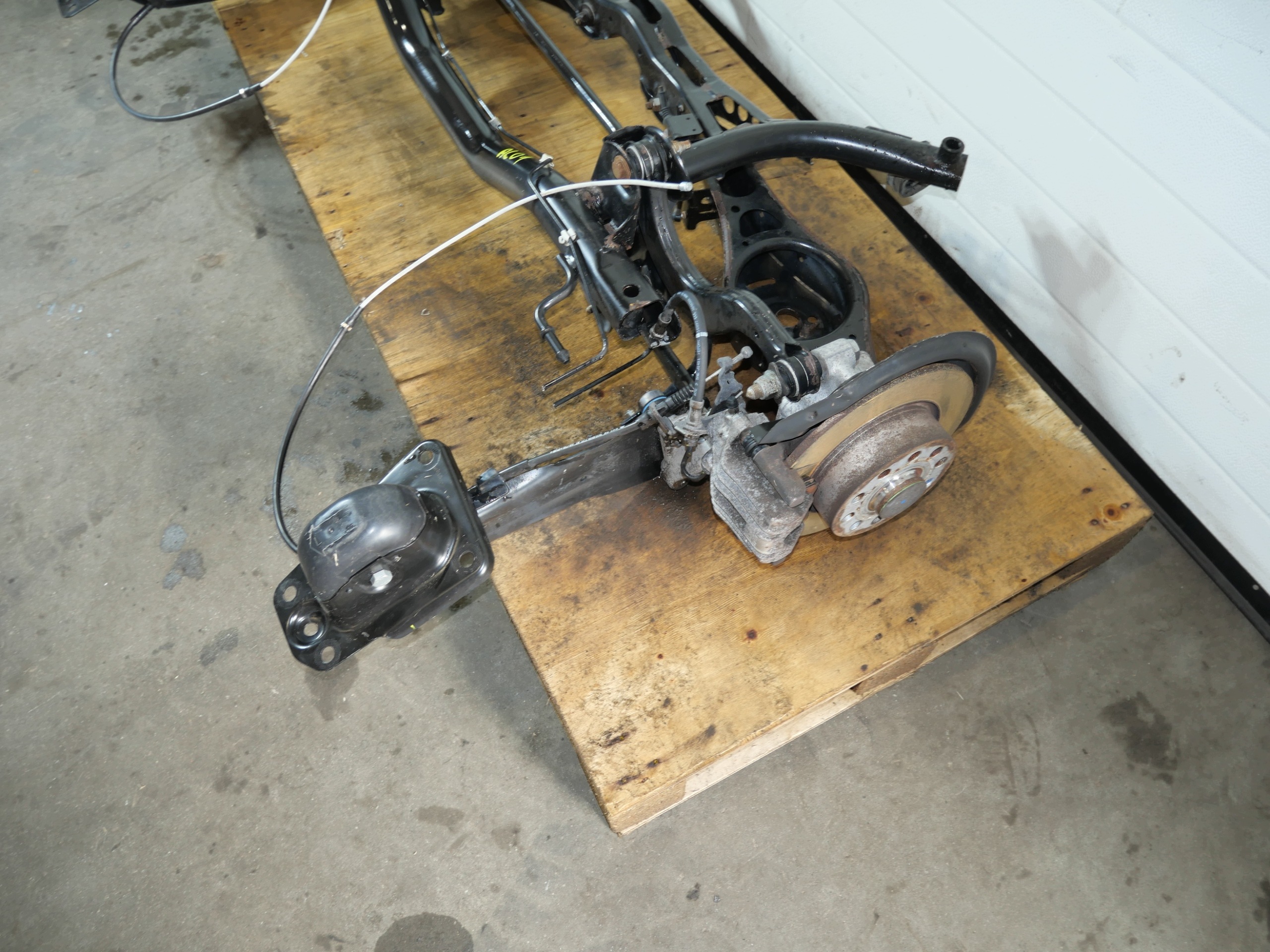 Sospensione ASSALE posteriore VW SEAT SKODA 1K0
