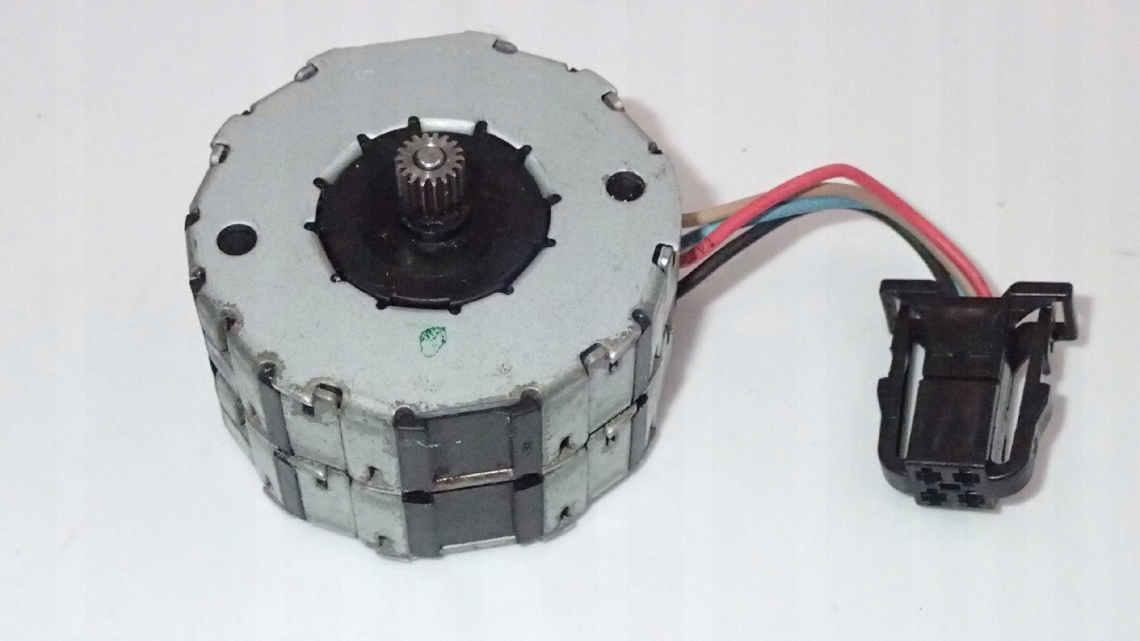 SILNIK OWIEWKI AUDI A8 D3 A8 D4 4E0959591A