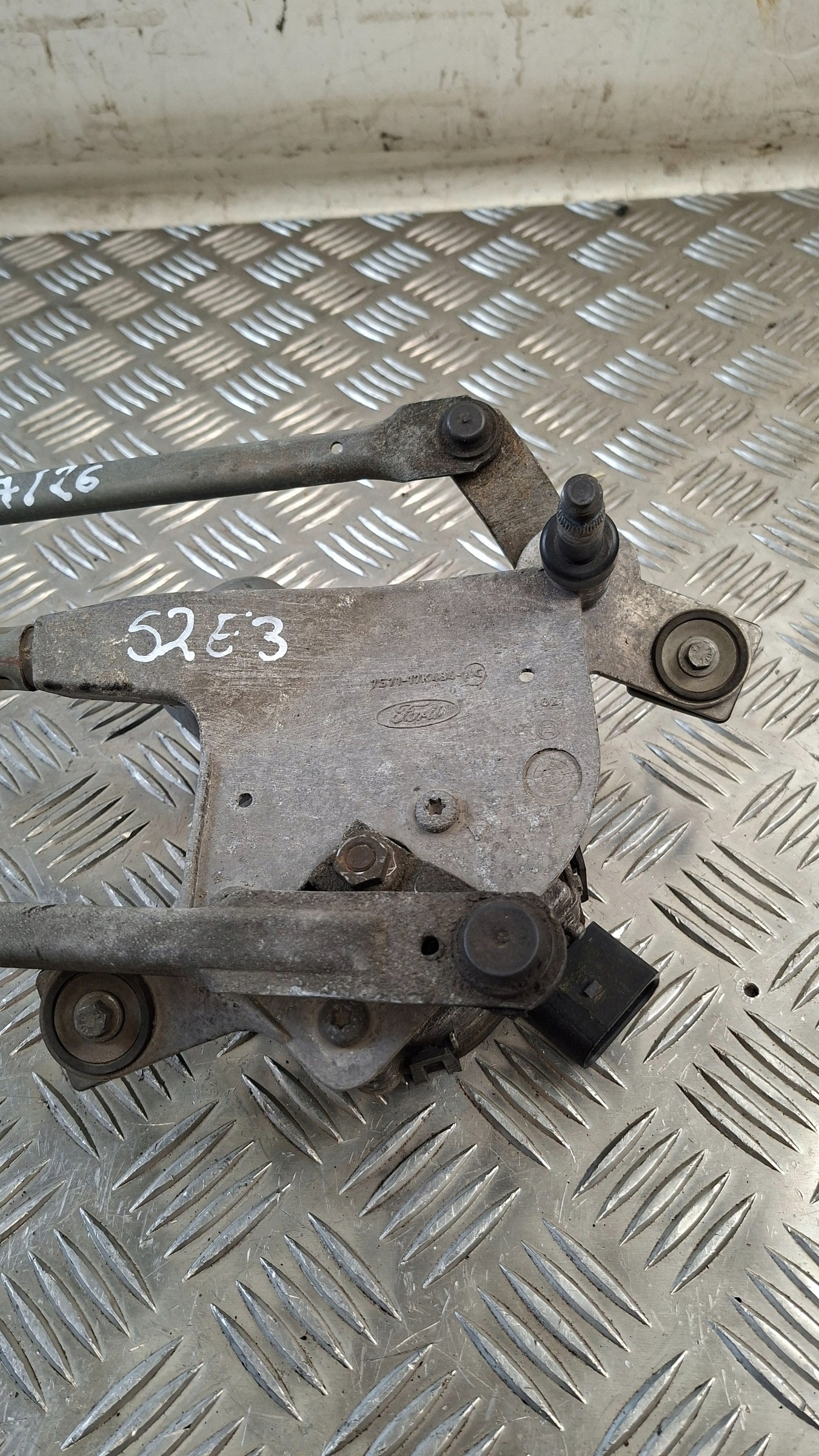 wiper mechanism front FORD MONDEO MK4