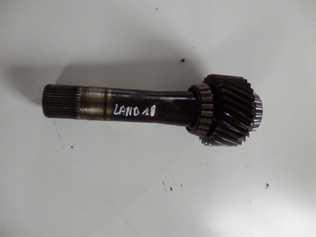 LAND ROVER FREELANDER 00 1.8 WAŁEK REDUKTORA Rodzaj skrzyni Manualna
