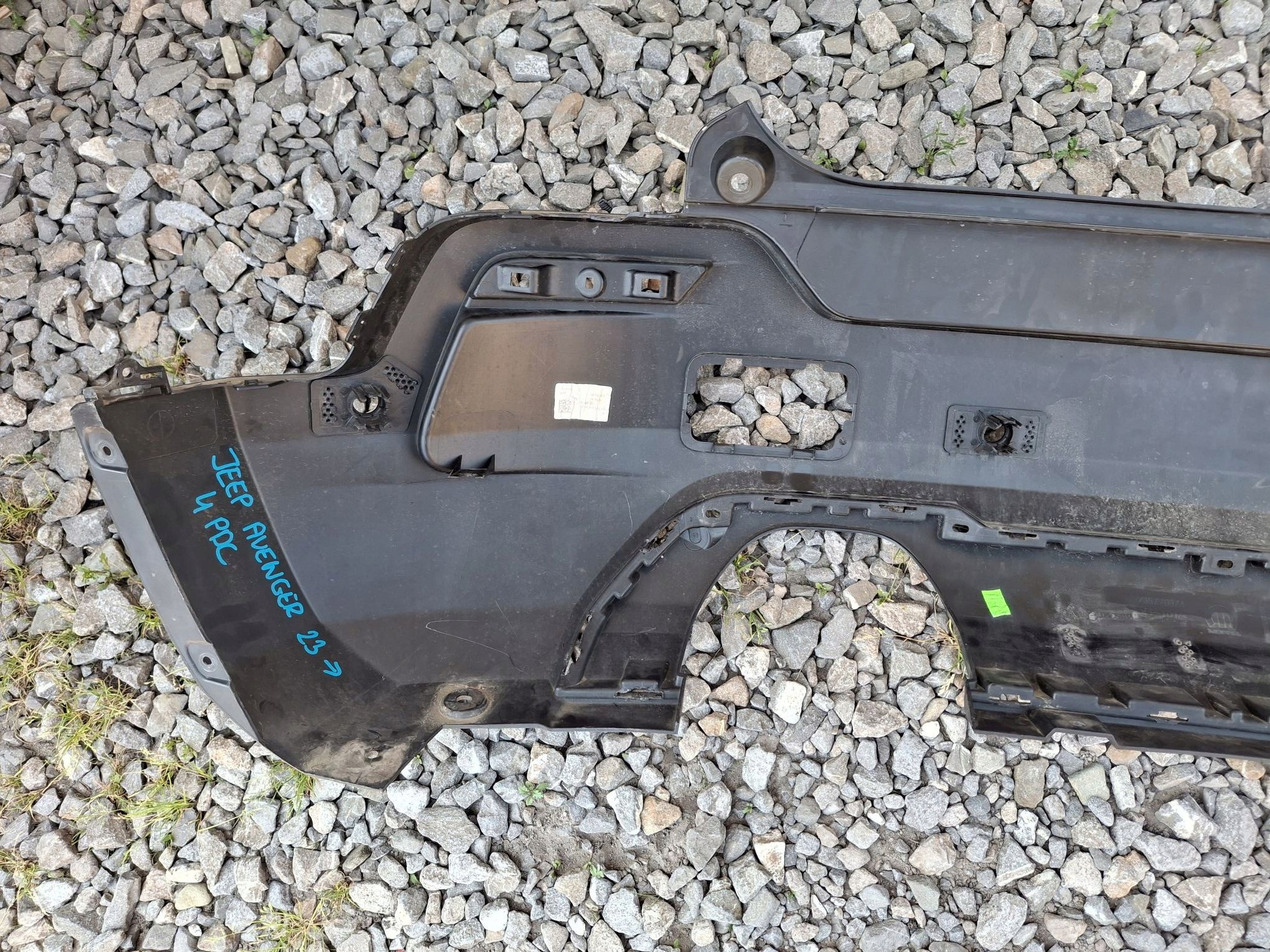 bumper rear JEEP AVENGER 2023R->
