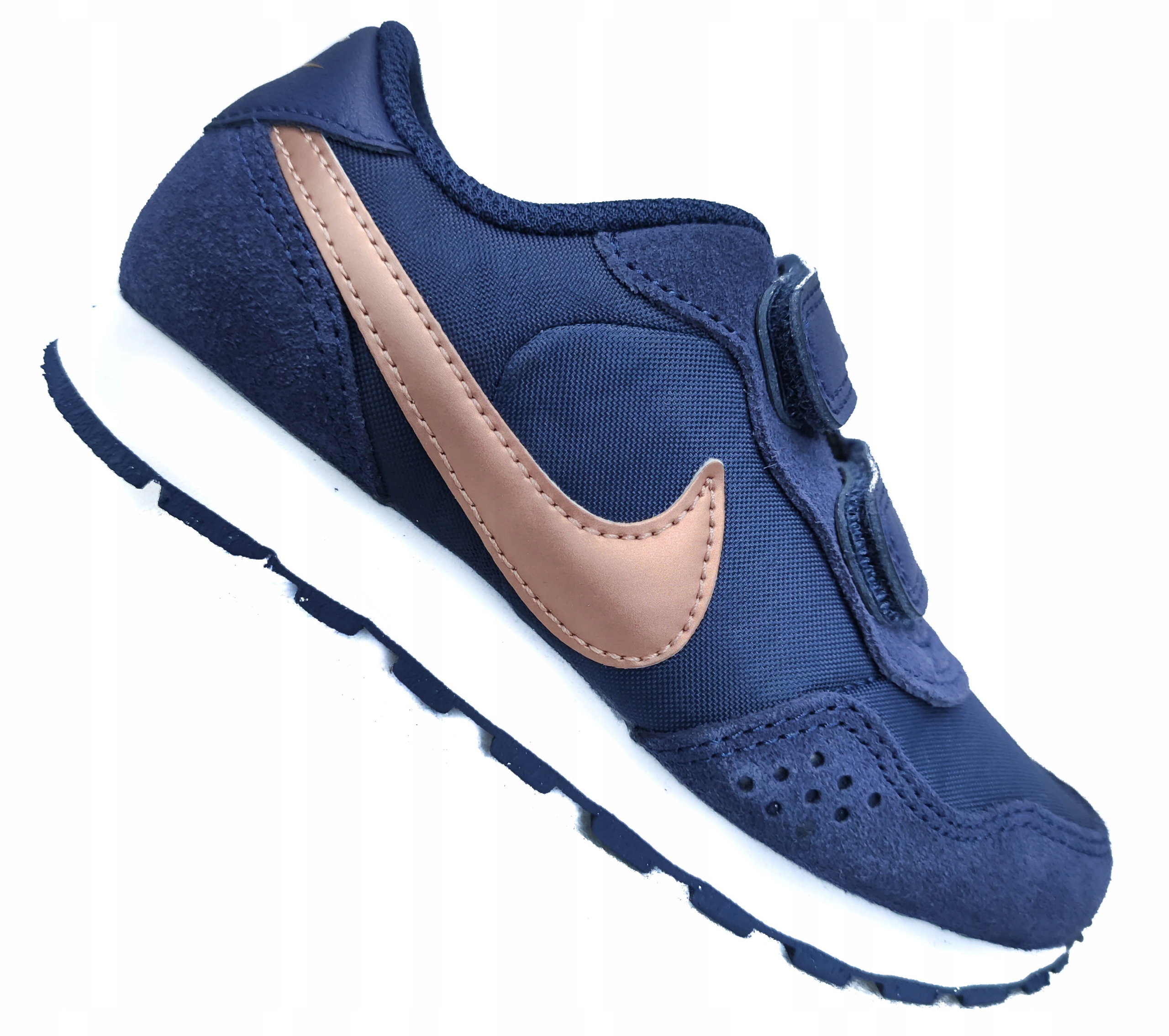 

Nike Buty Dziecięce MD Valiant Psv 32 20 CM