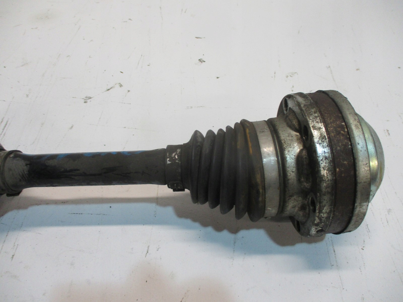 poloos levá VW 6R0407761S