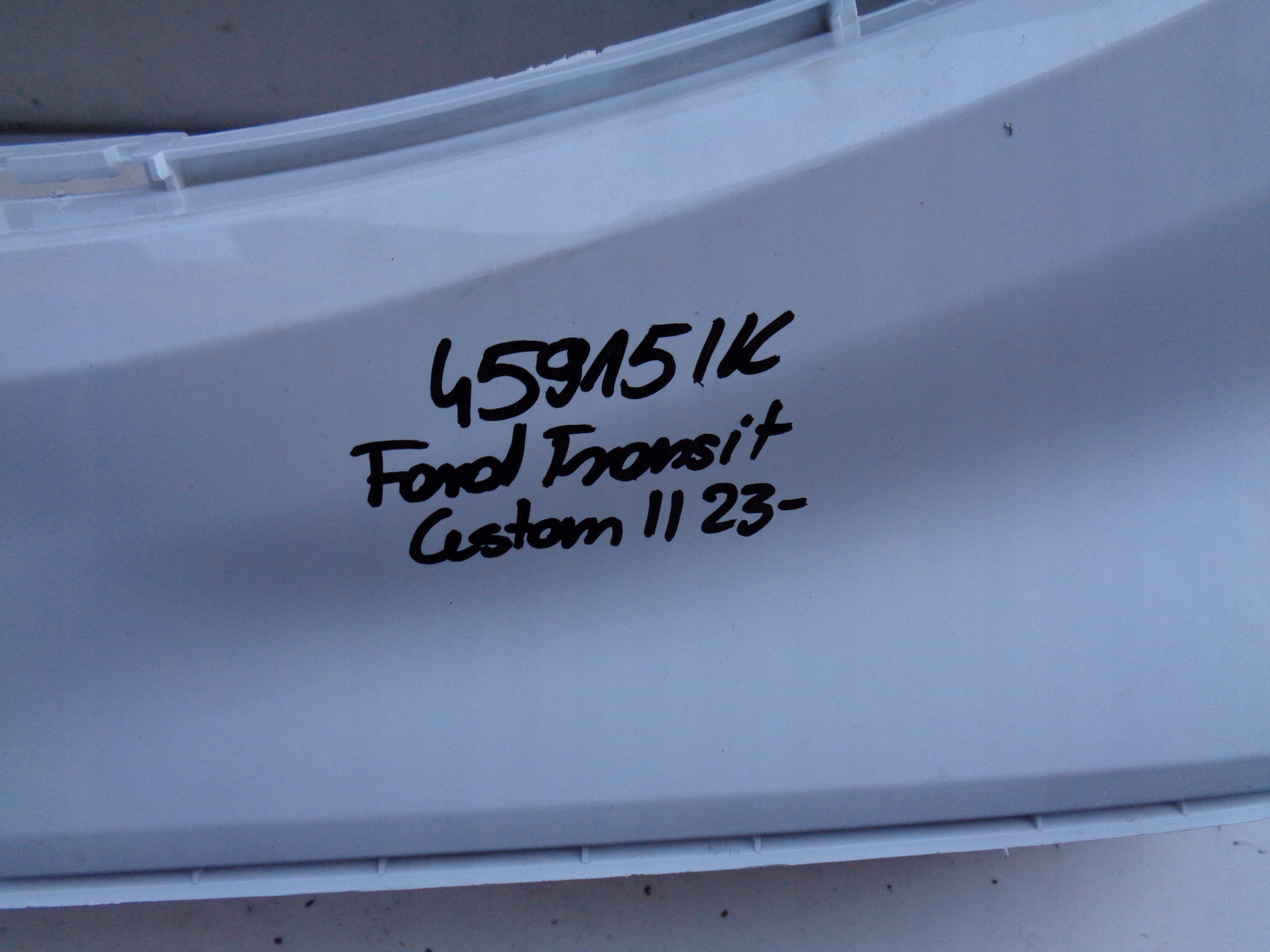 nárazník predný FORD TRANSIT CUSTOM II 23- NR 45915