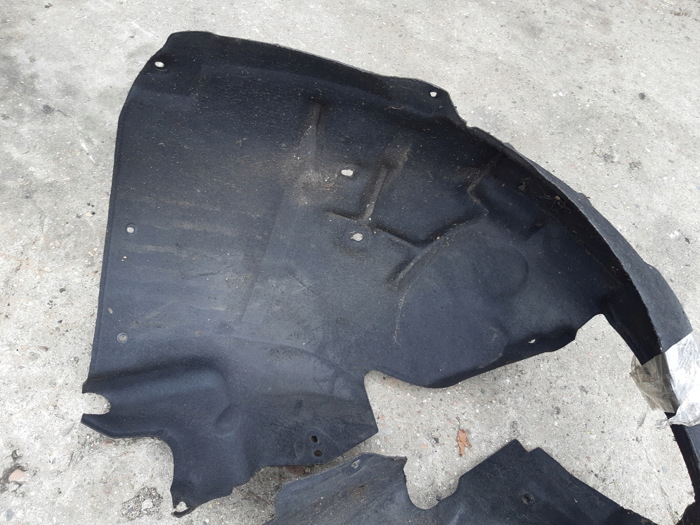 AUDI A4 B8 mudguard side left front