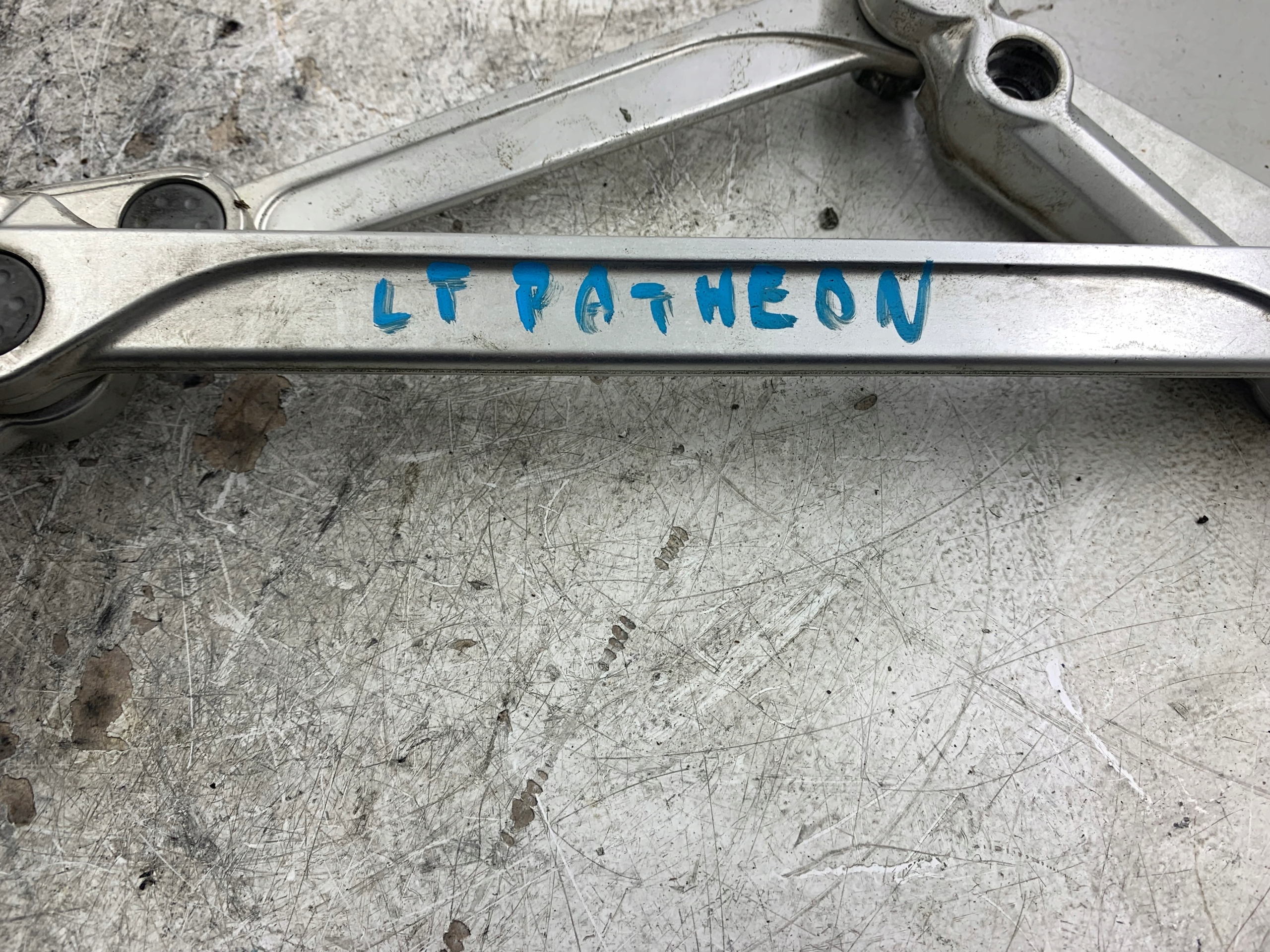 VW PHAETON hinge right bonnet boot left rear part