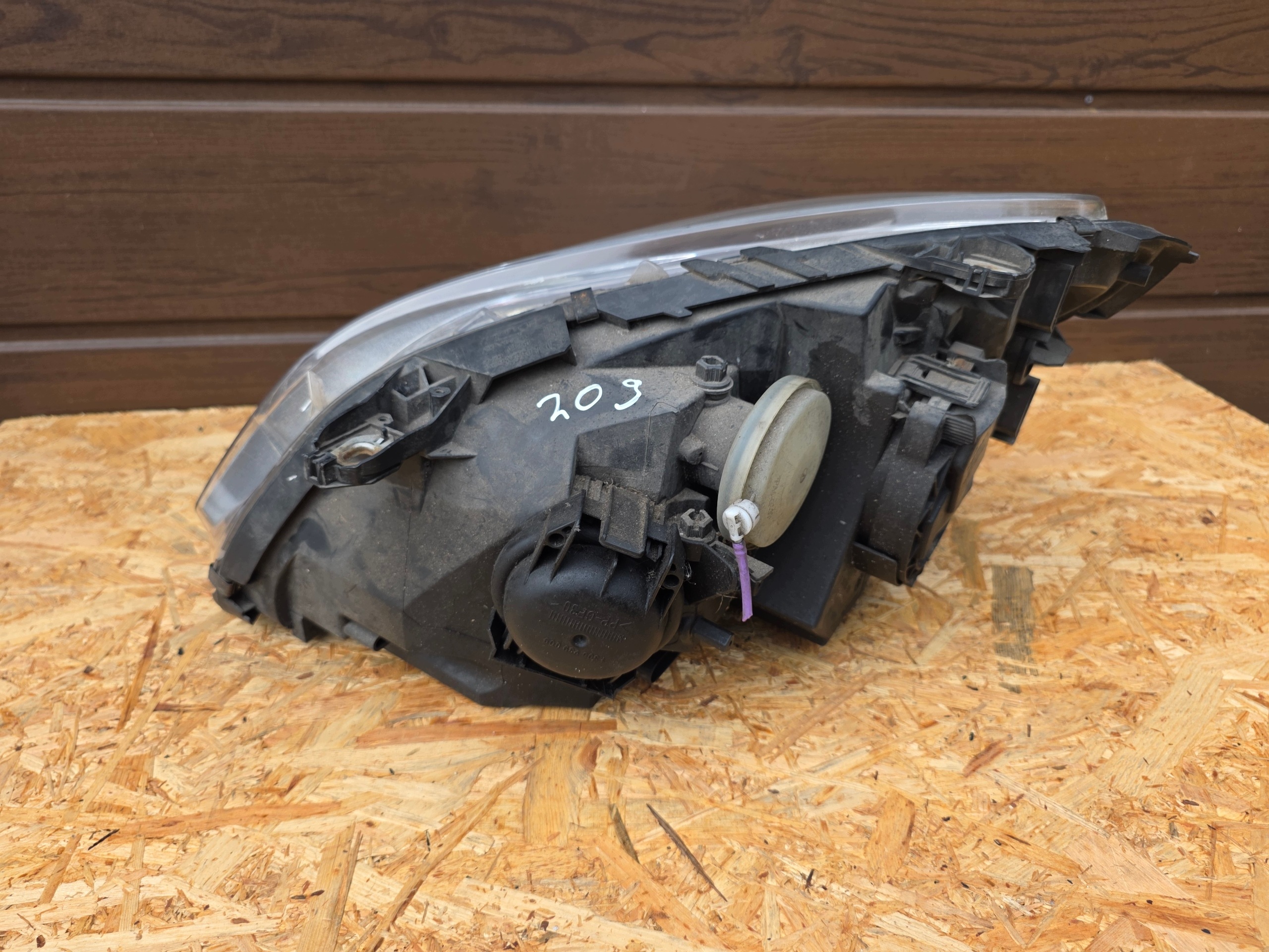 Mercedes B-Klasa W245 Lift light right front right front A1698207861 Eu