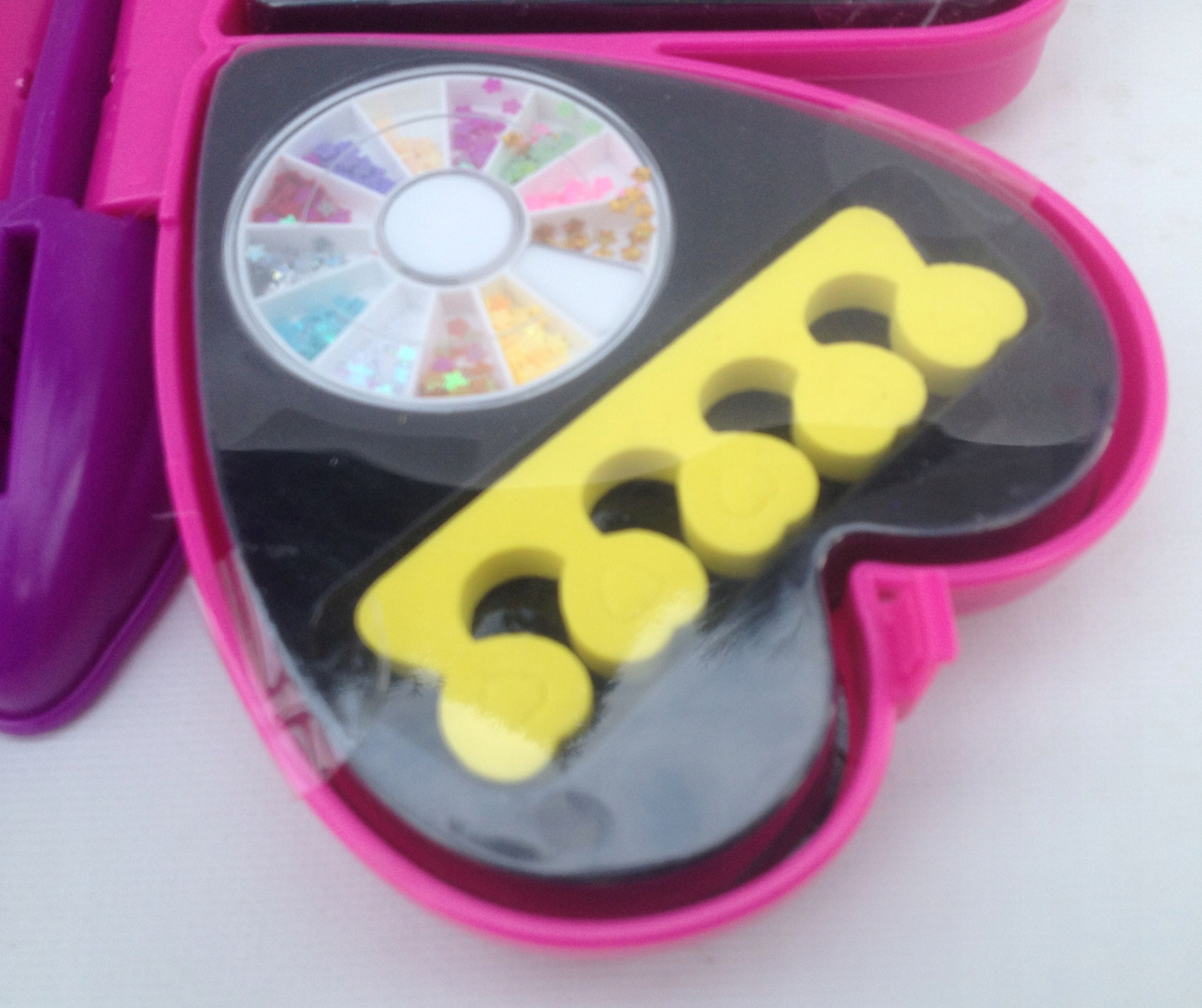 STUDIO SALON STYLIZACJI PAZNOKCI LAKIERY Bohater / Bajka brak