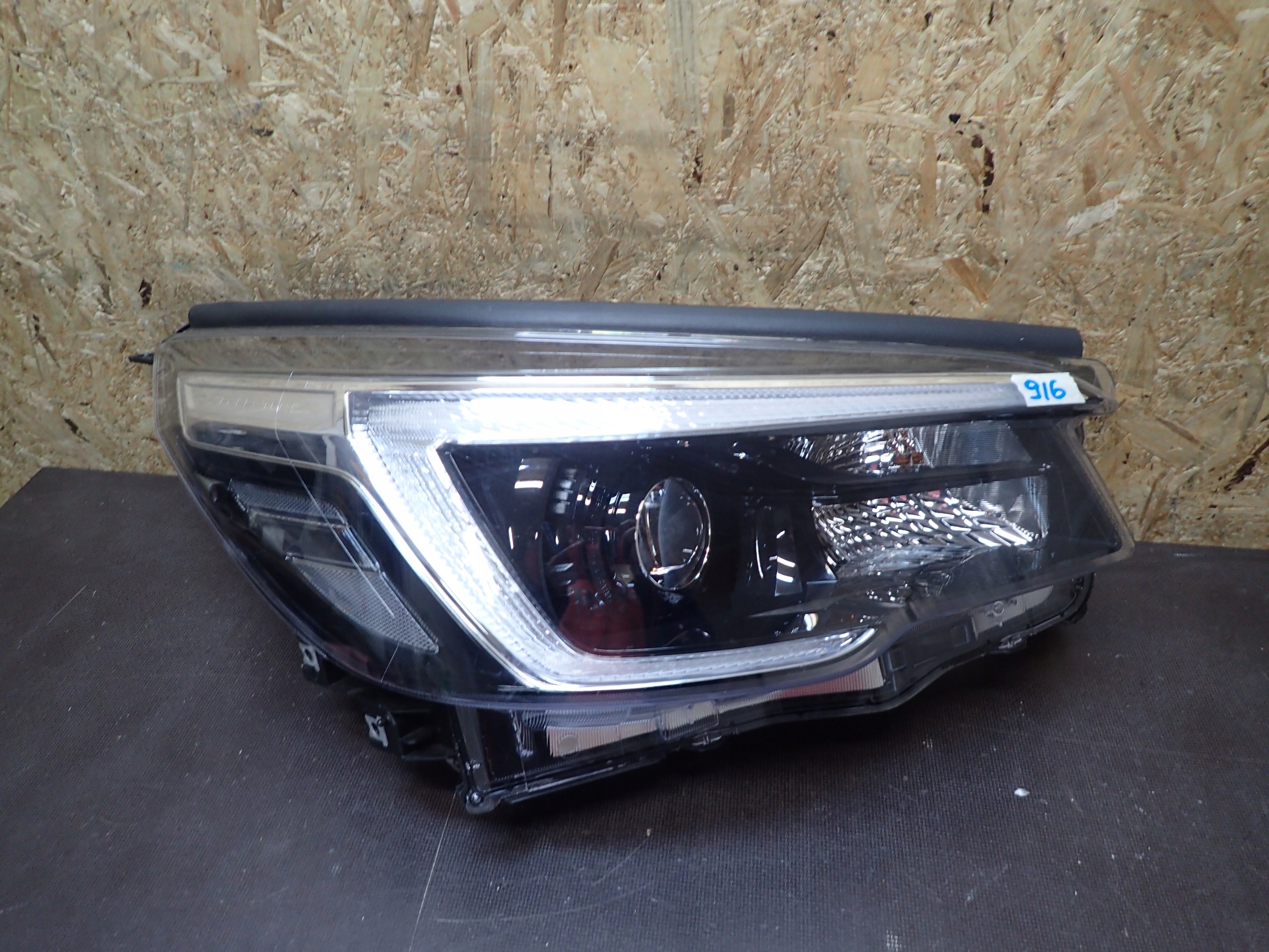 light front right SUBARU FORESTER FULL LED 18