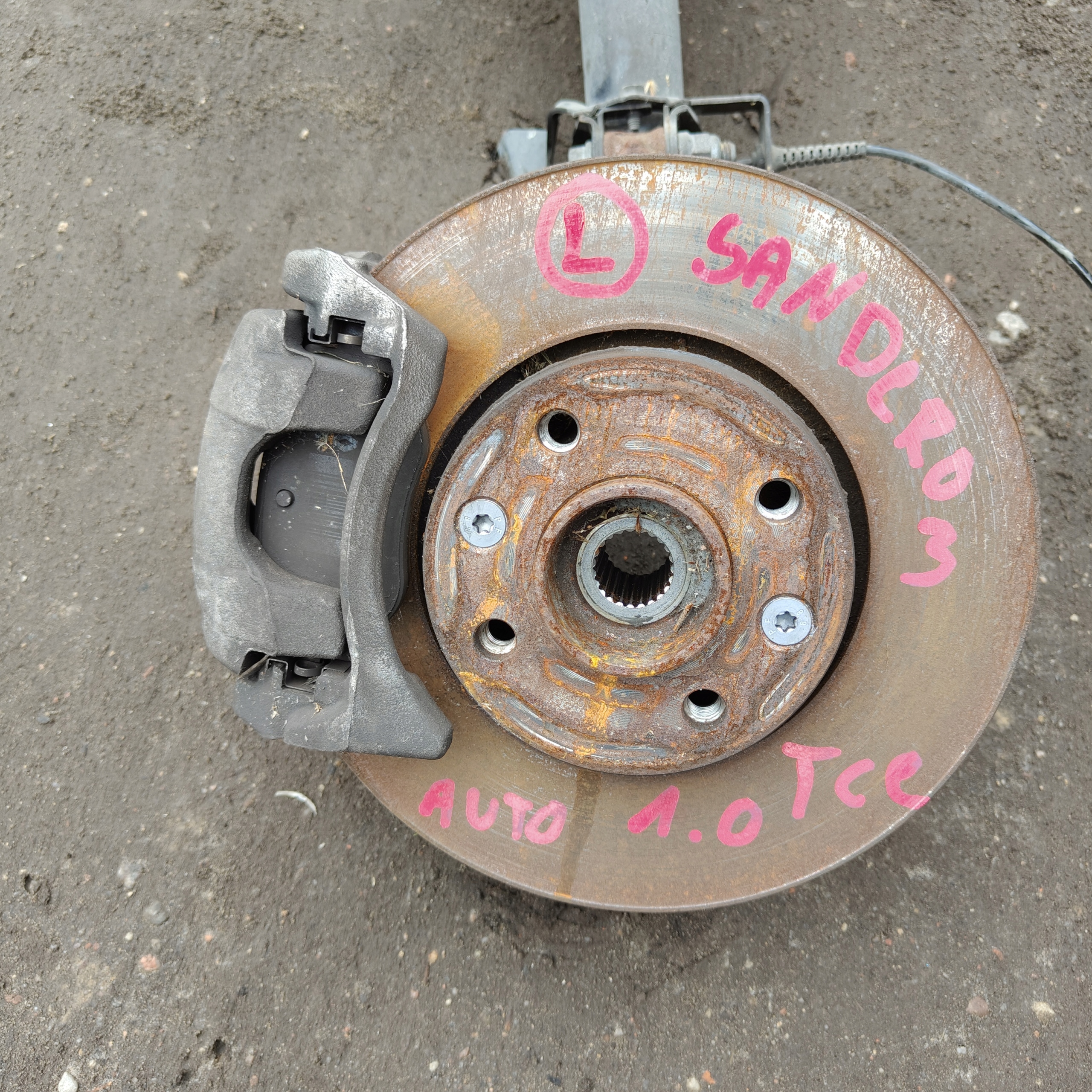 swing left DACIA SANDERO III STEPWAY 1.0 TCE AUTOMAT