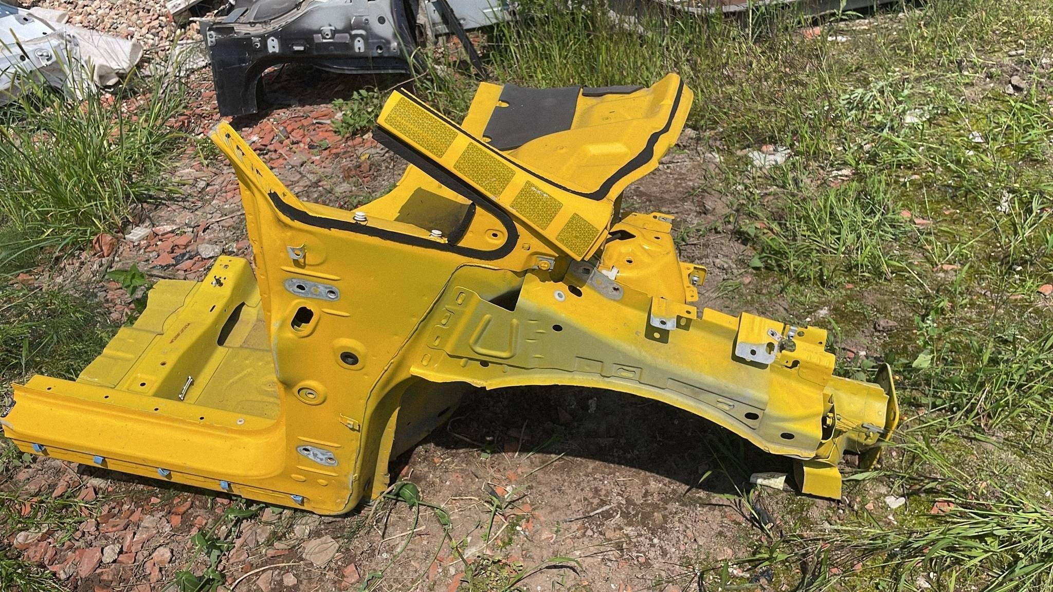 quarter front side right Ford S-MAX mk2