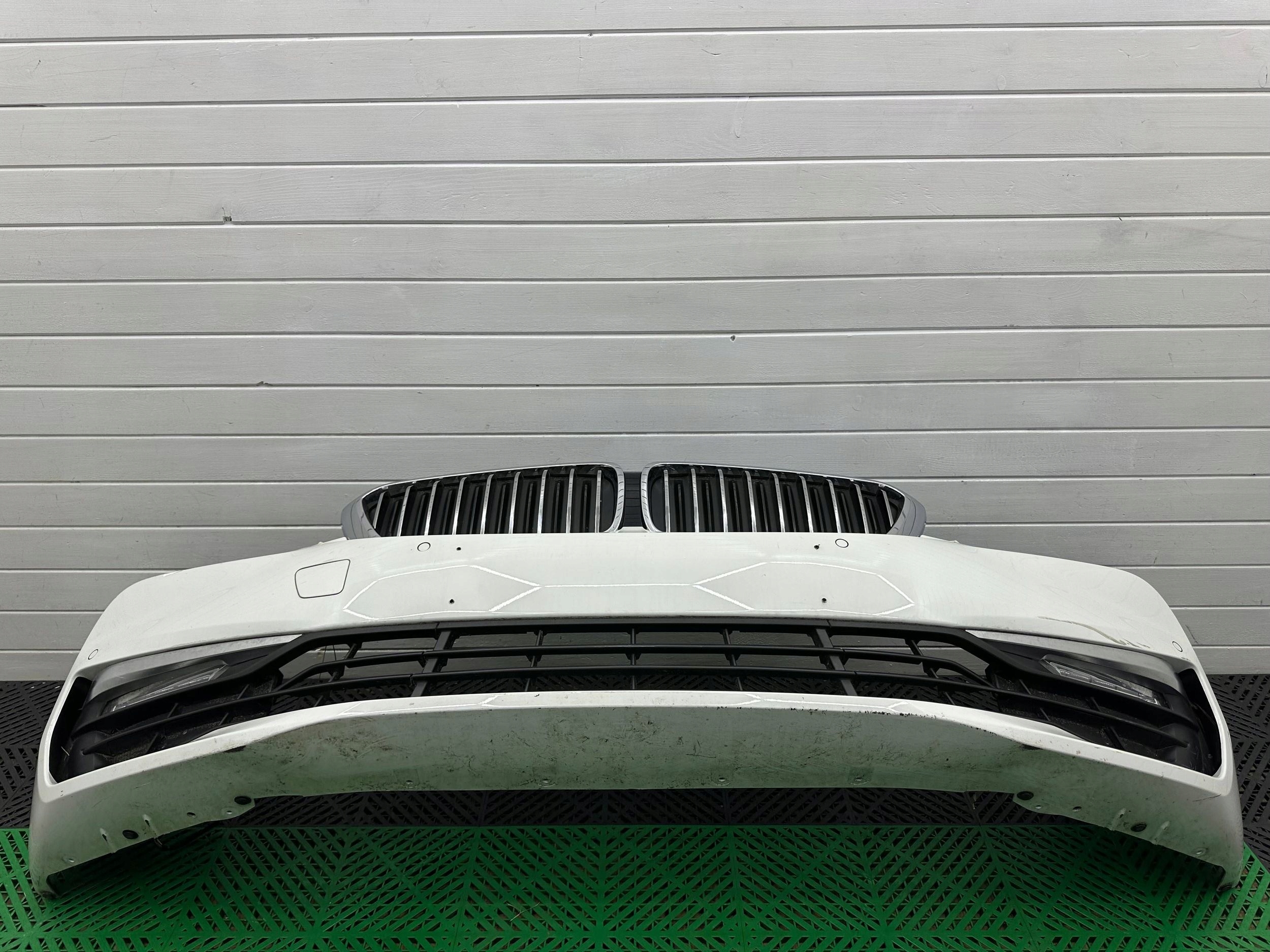 Frontstoßstange vorne BMW 6 G32 8069703