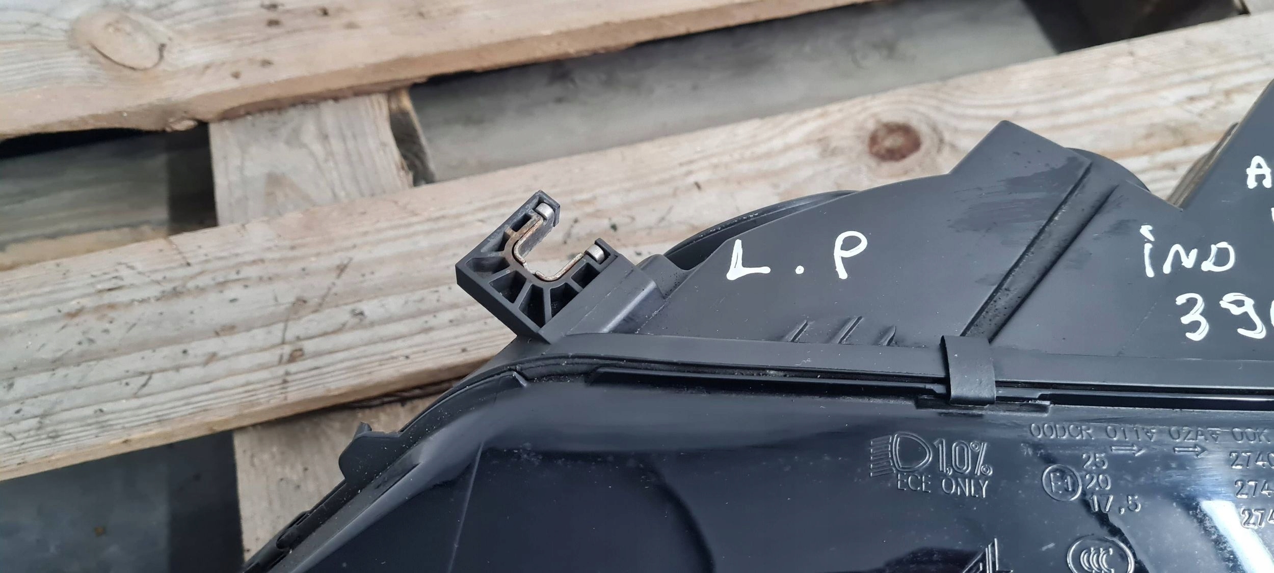 A7 4G S7 light XENON left left front ANGLIK 4G8941005D