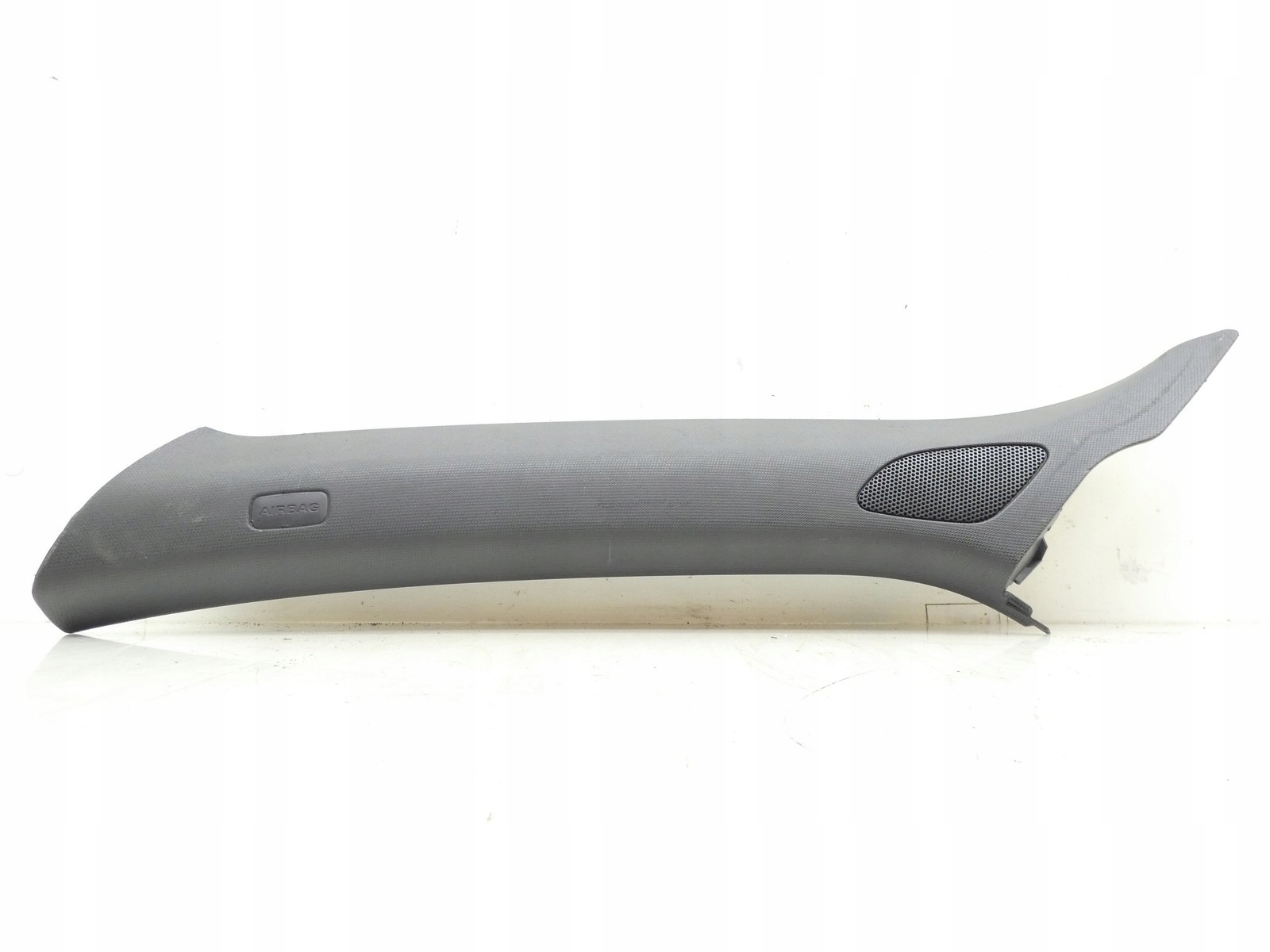 side SLUPKA A right front AUDI A1 8X S-LINE 8X0867233A
