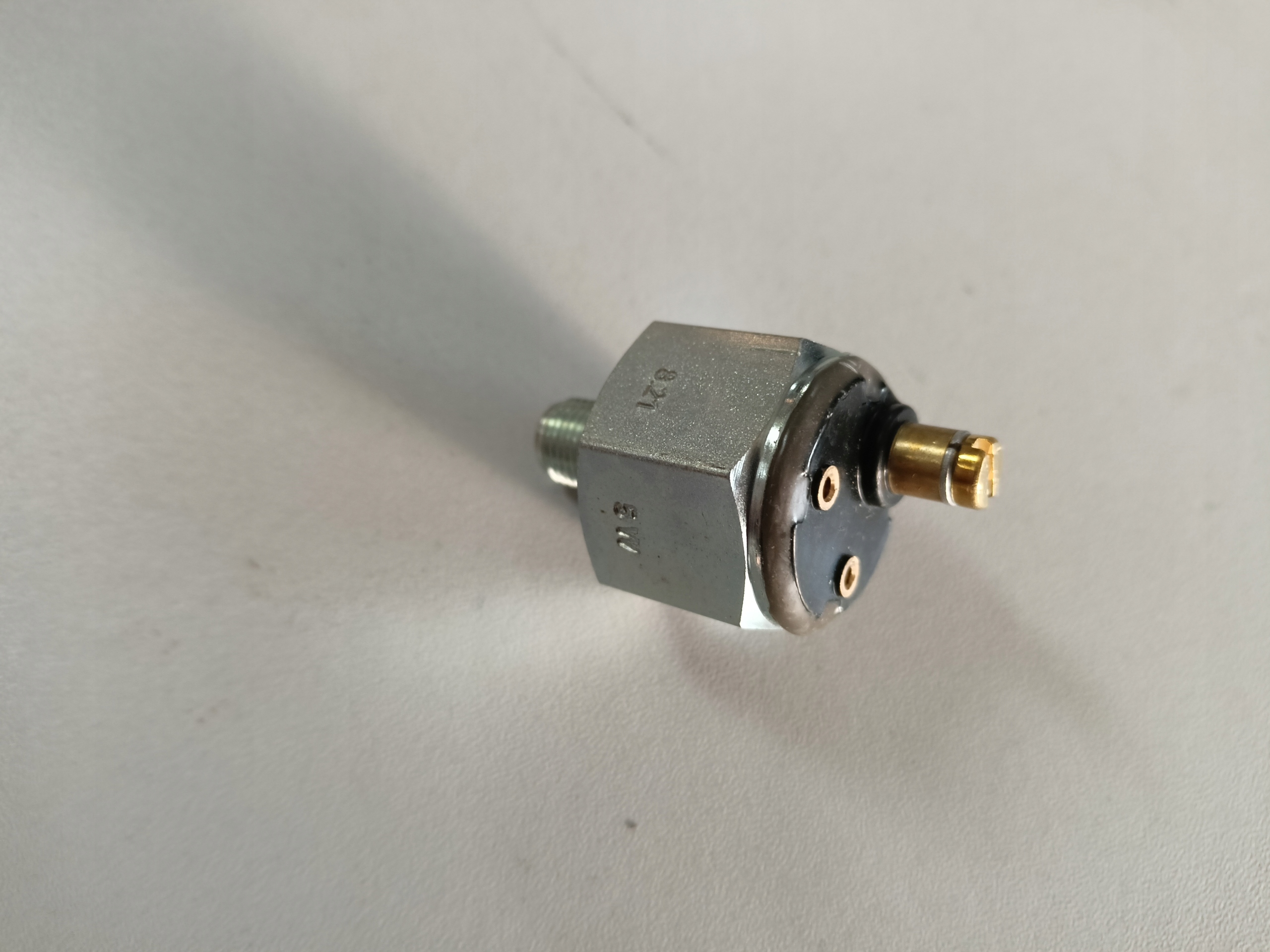 Czujnik ciśnienia oleju Claas Dominator Mega Lexio