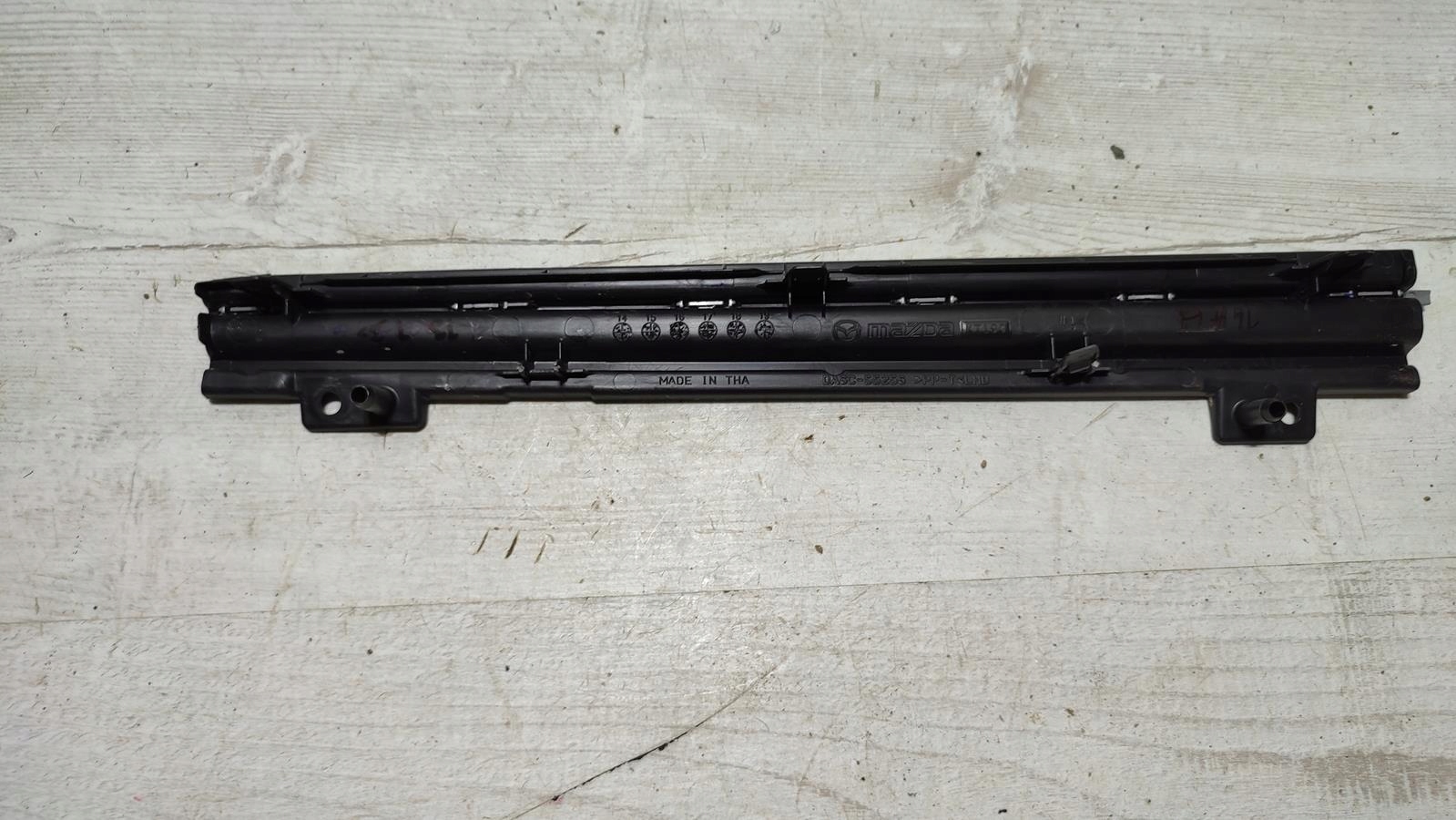 lista dekor deski Mazda 2 DJ /DL lift
