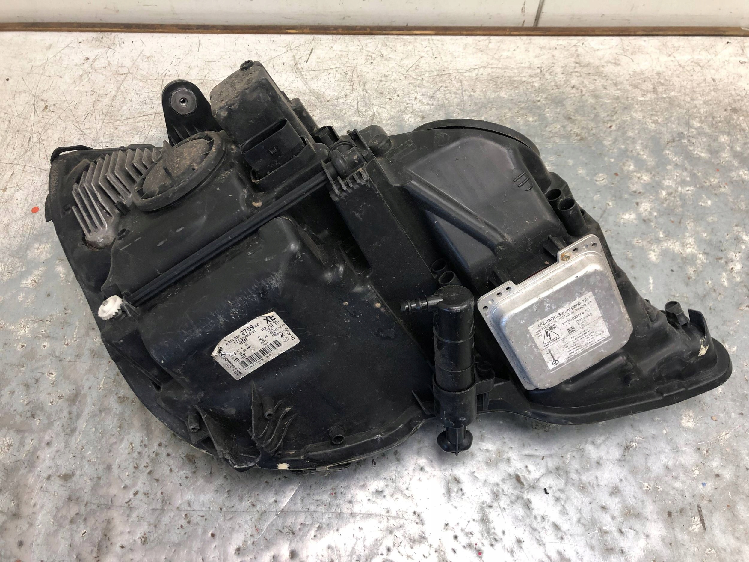 light left front ILS positioning BI-XENON MERCEDES W212 AVANTGARDE A2128202759