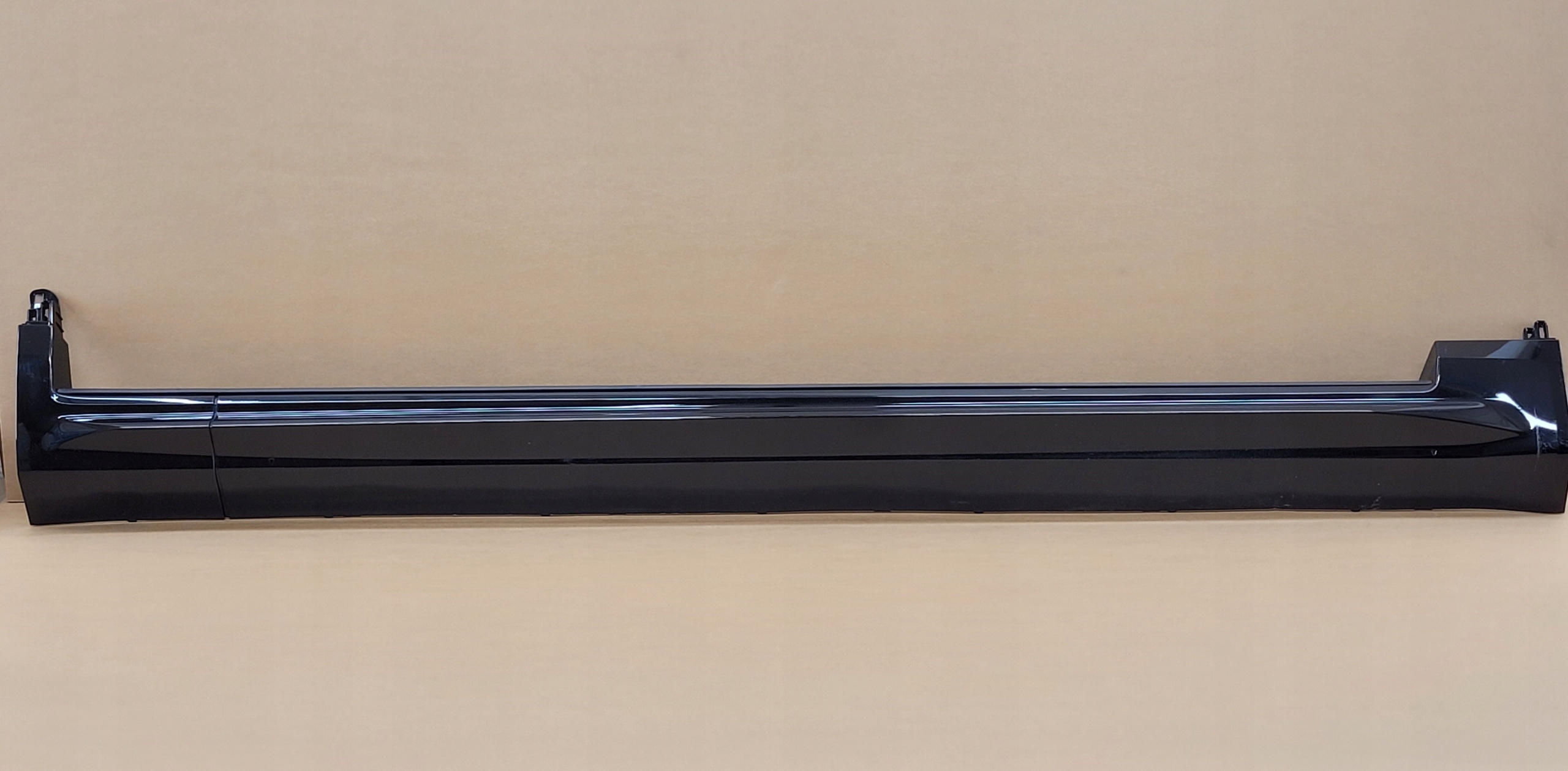 right moulding cap threshold VOLVO XC90 II 2015- colour 717