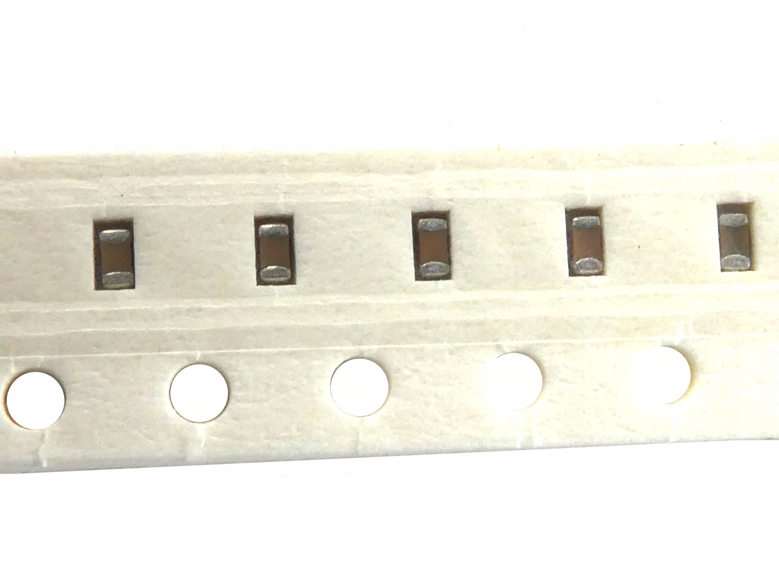 

Ceramiczny Smd 470nF 16V 0,47uF 0603 X5R 100szt