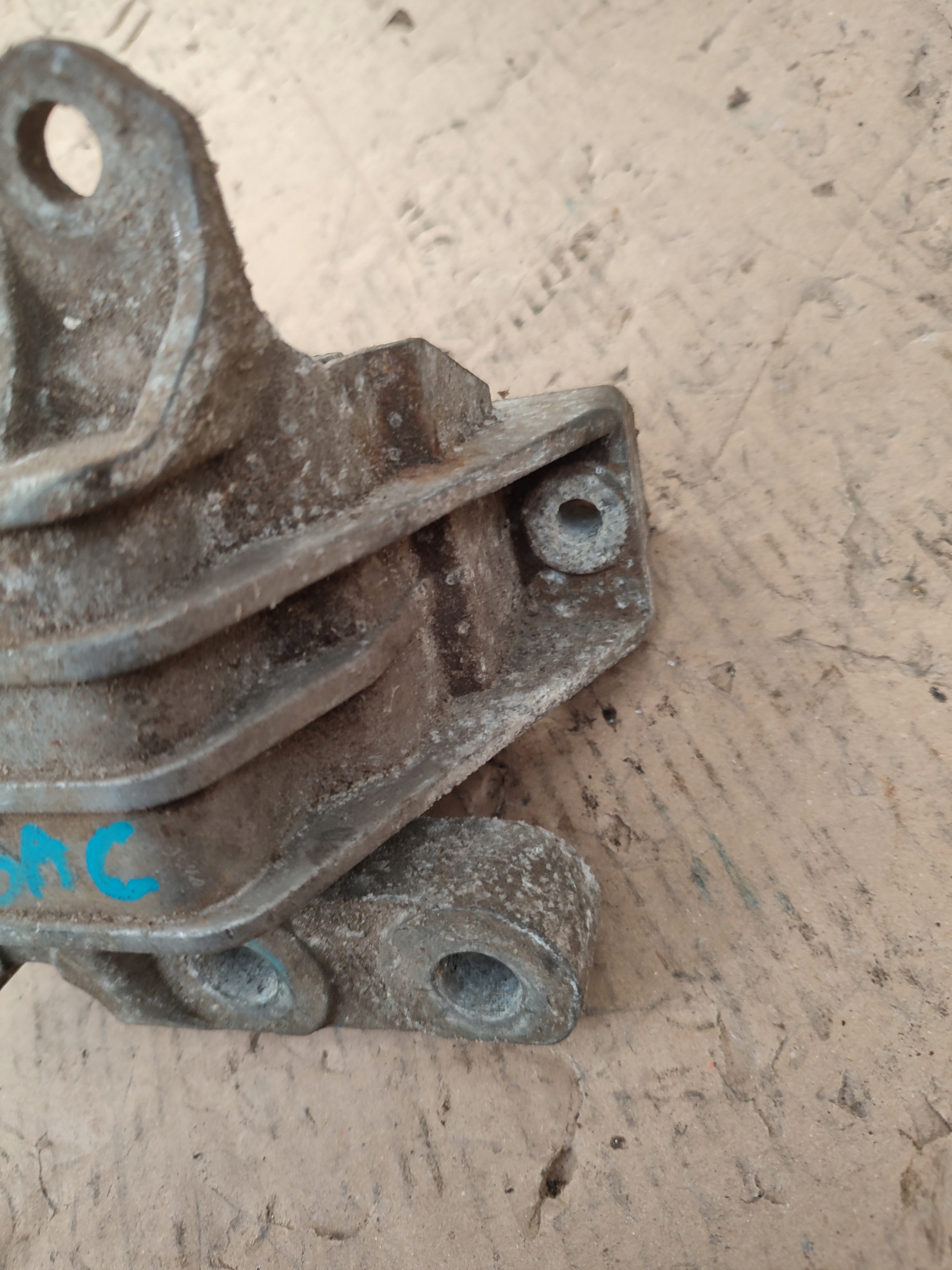 engine mount opel vectra c 2.2 V04655