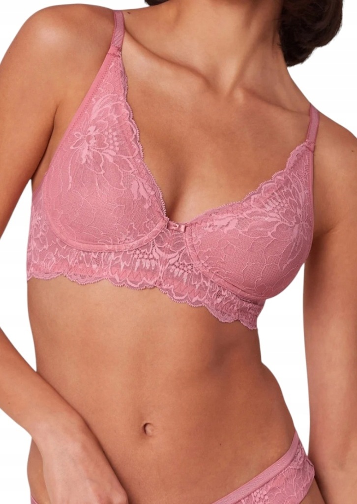 U620 Triumph měkká podprsenka Amourette Charm T N03 růžová, velikost 90C