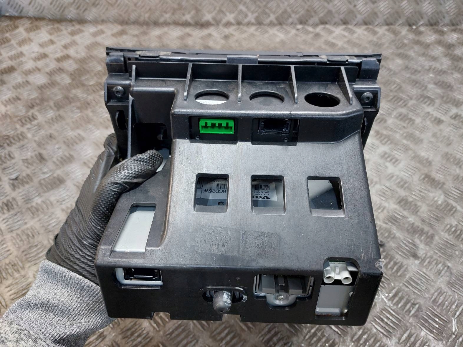 RADIO ODTWARZACZ + CARICATORE CD + PANEL BOCCHETTE VOLVO XC90 e FL 3075242