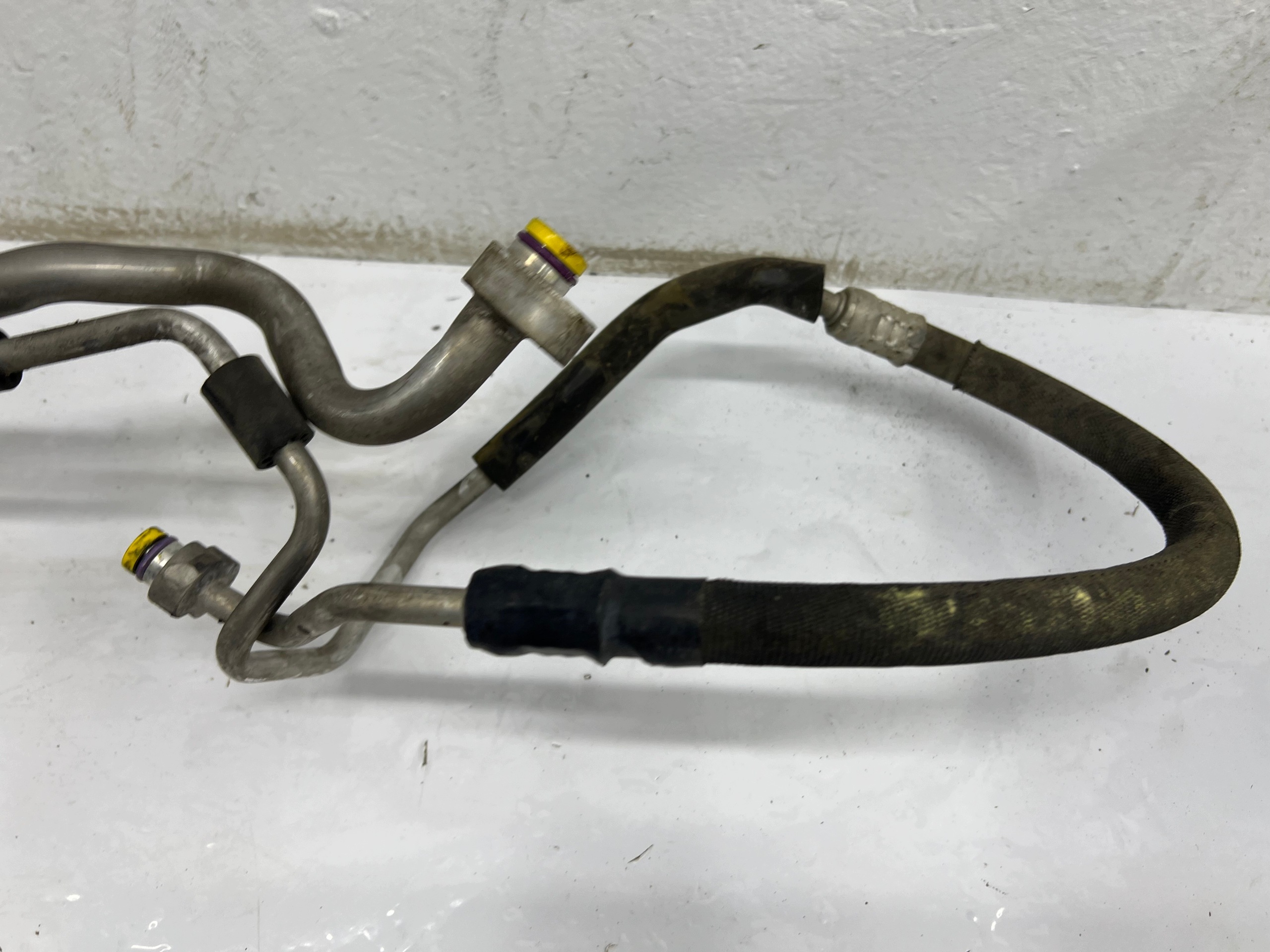 prijenos klimatizacije 8E1260712AJ AUDI A4 B7 SEAT EXEO 2.0TDI original