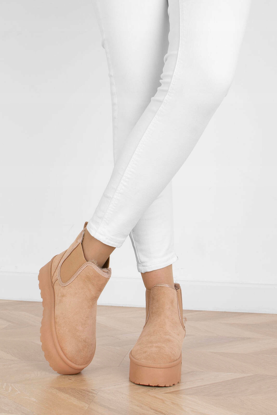 ŚNIEGOWCE BEŻOWE OCIEPLANE KHAKI BOTKI NA PLATFORMIE WSUWANE 39 Kolor beżowy