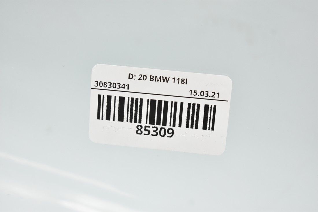 SZYBA DRZWI PRAWY TYŁ BMW SERIA 1 F40 2019 Producent części BMW OE