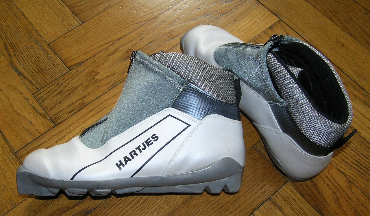 HARTJES Cross country SKI system SNS PROFILE PANI 40 IDEAŁ