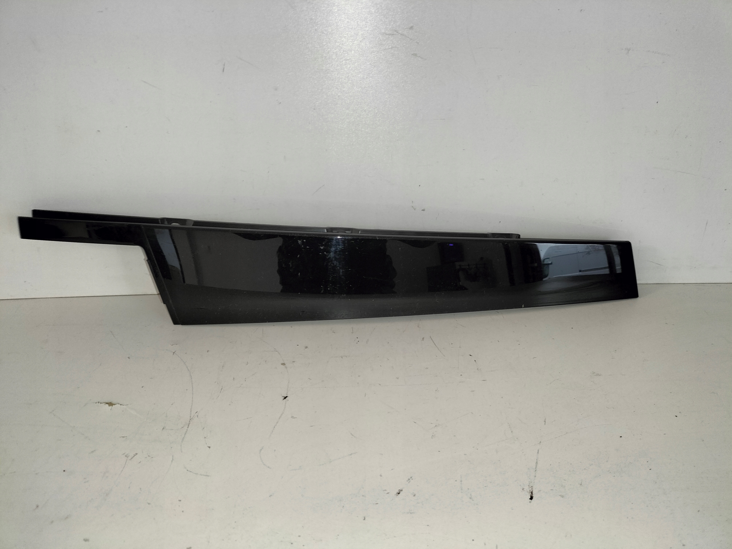 moulding cap door front left SKODA KODIAQ 16