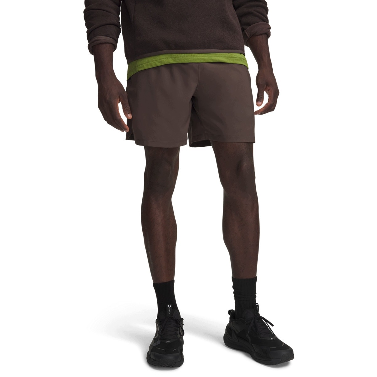 Krátké tréninkové kalhoty Under Armour S, hnědé