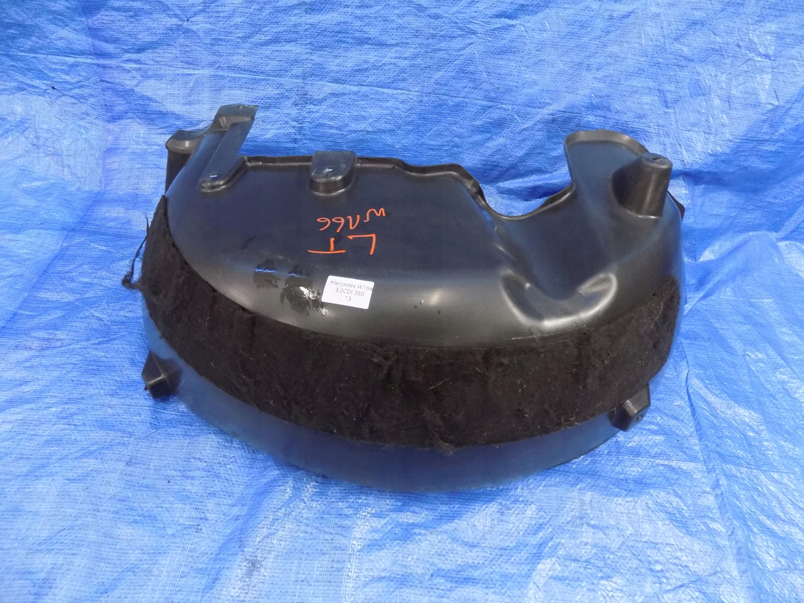 mudguard left rear part left rear. MERCEDES ML W166 13R